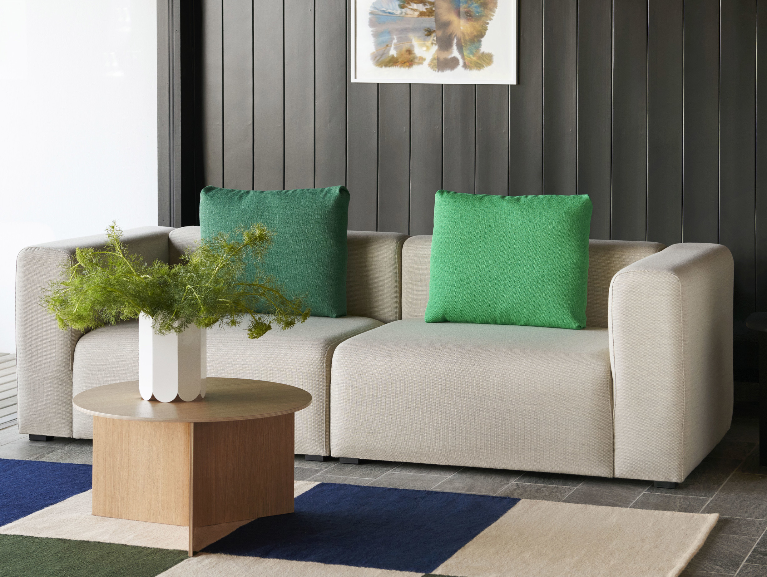 Hay slit table wood lifestyle 6