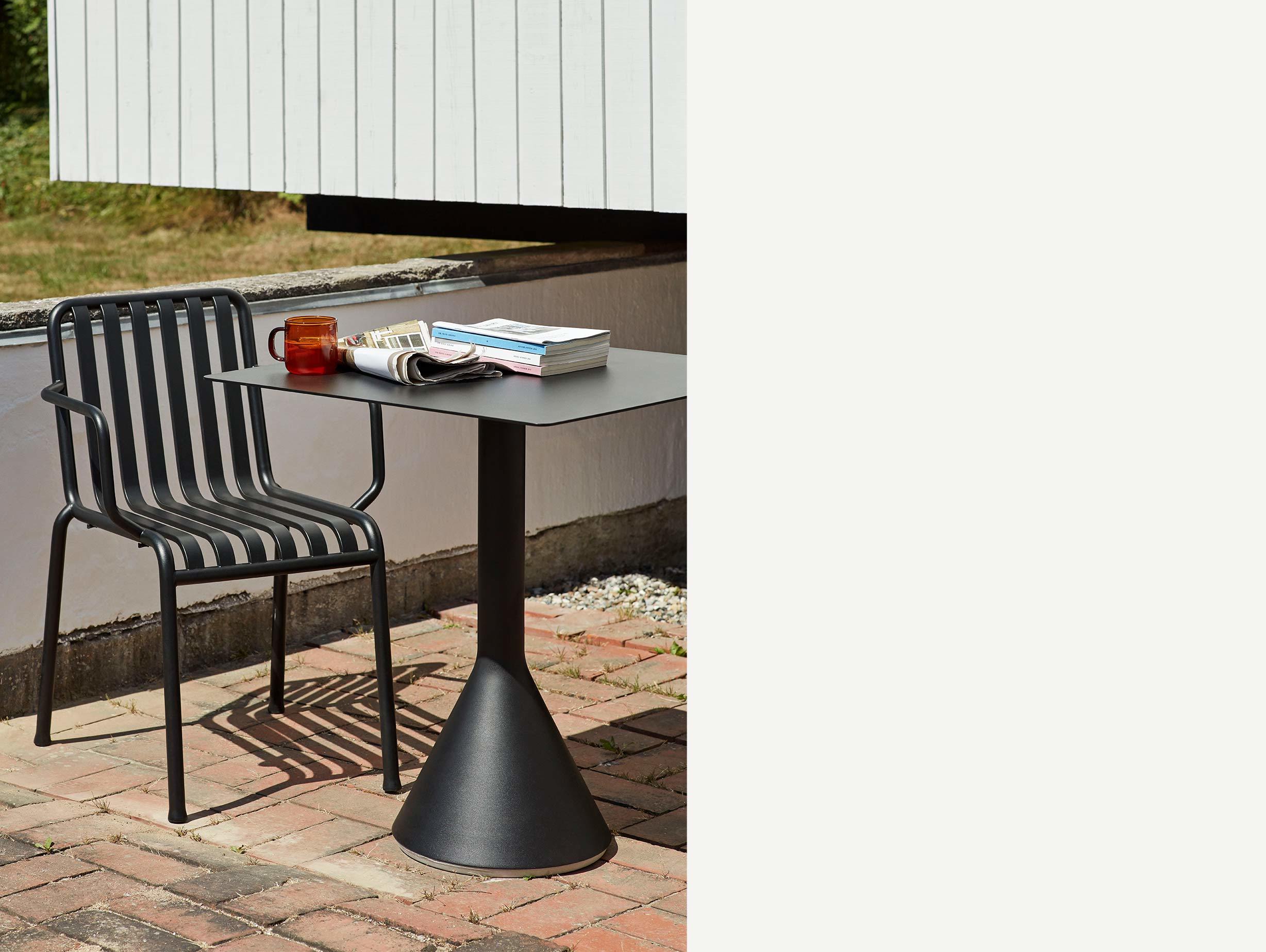 HAY palissade cone table square anthracite ls 3