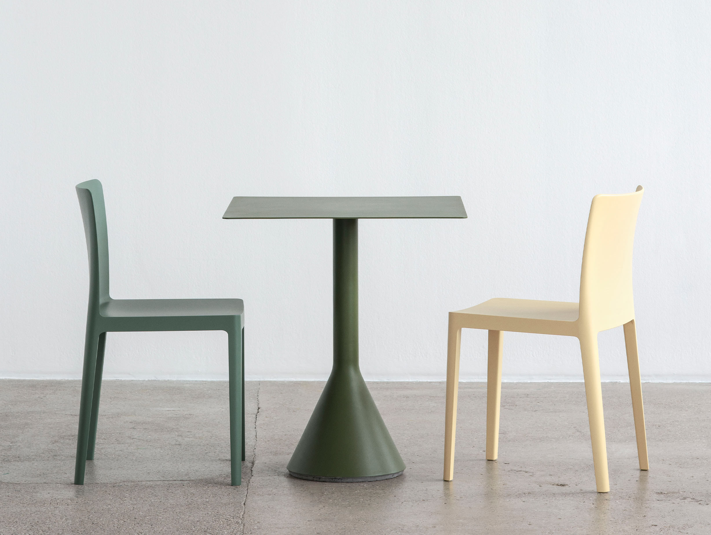 HAY palissade cone table square olive ls 2