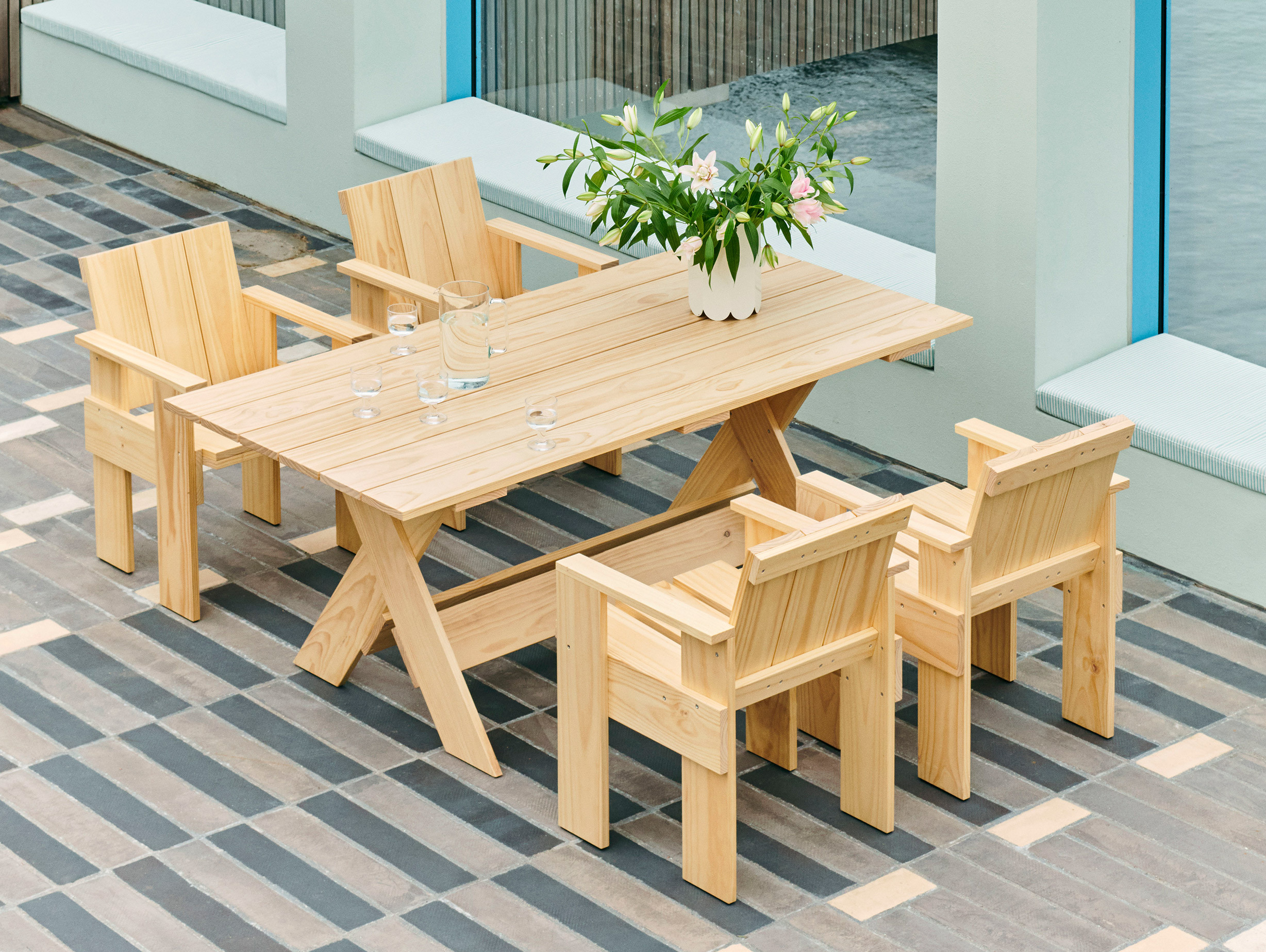 Hay Gerrit Rietveld Crate Dining Table Lifestyle 5