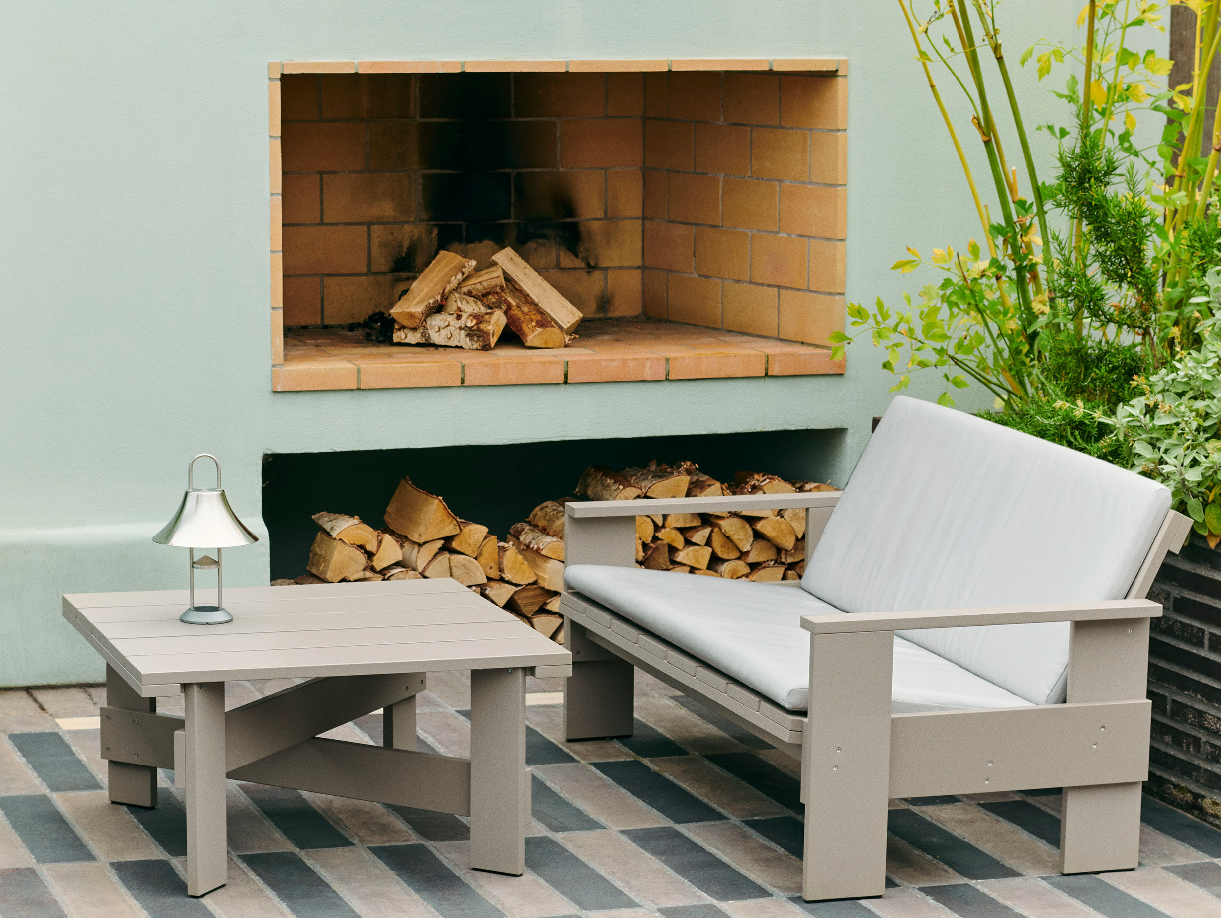 Hay Gerrit Rietveld Crate Lounge Sofa Lifestyle 3