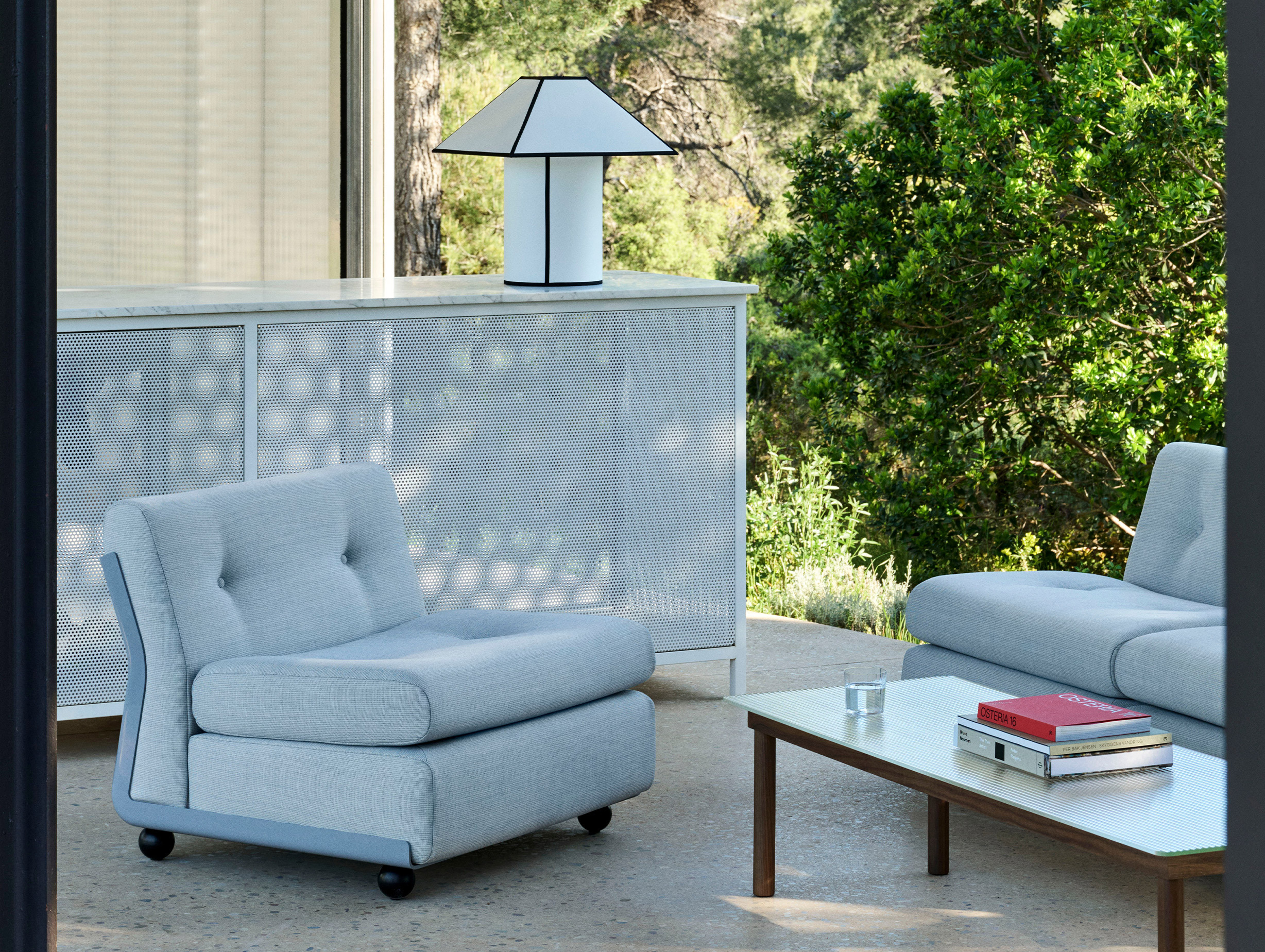 Hay ana kras ava pyramid table lamp lifestyle 5