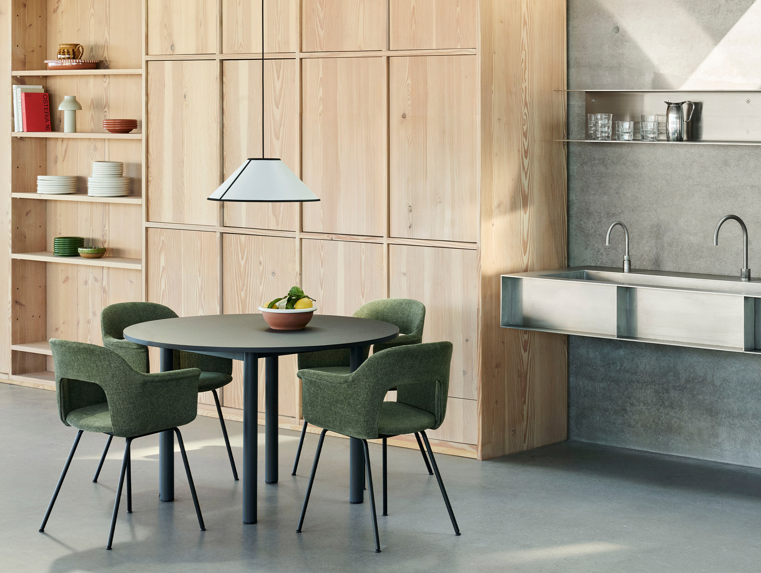 Hay julien renault layout armchair 214 tube base lifestyle2