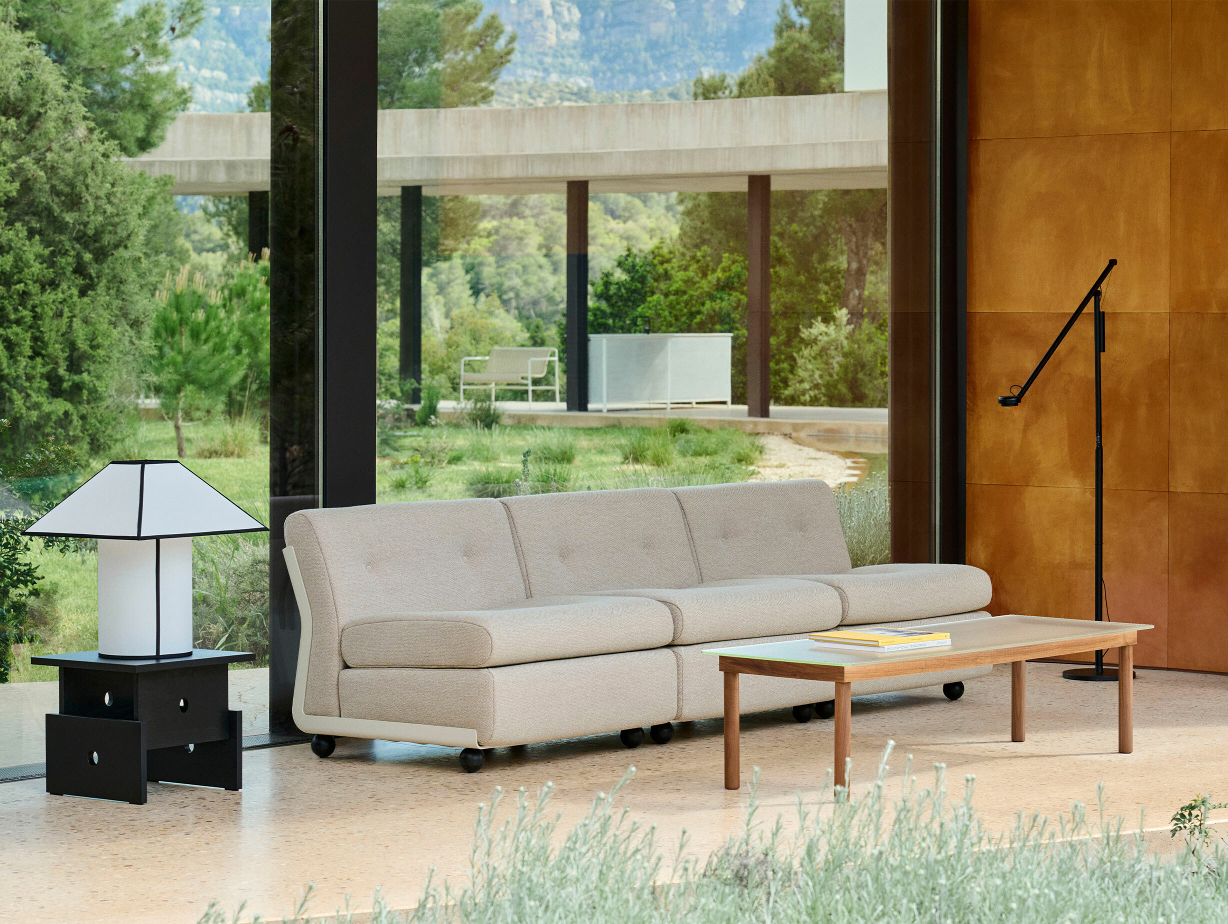 Hay mario bellini amanta 3 seater story 1