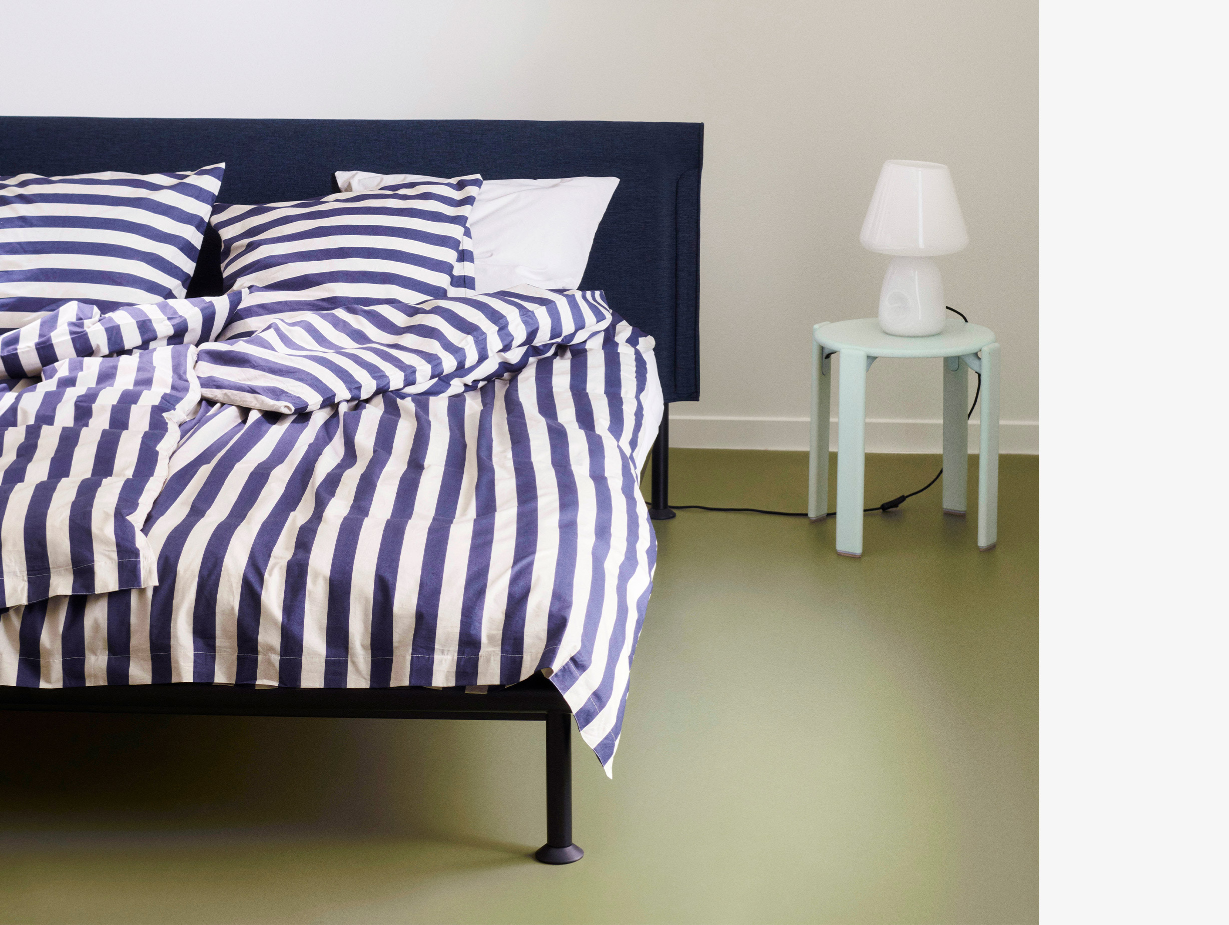 Hay shane schneck tamoto bed lifestyle