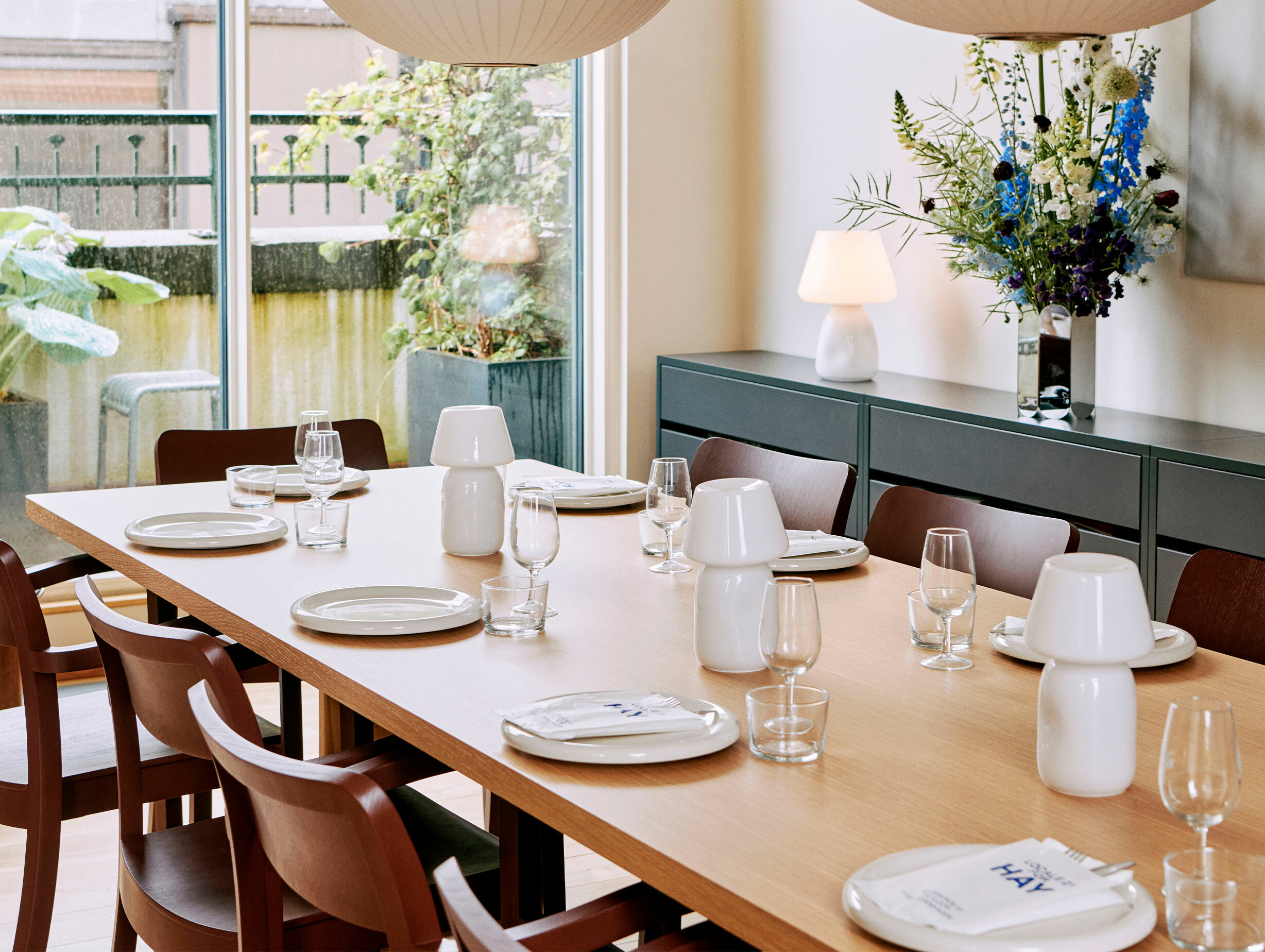 Hay studio 0405 apollo portable table lamp ls 1