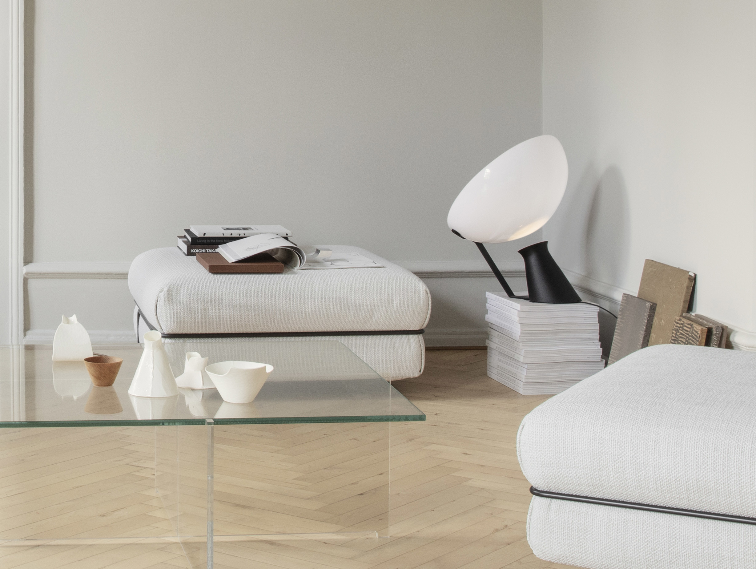 Karakter angelo mangiarotti aida table lamp lifestyle