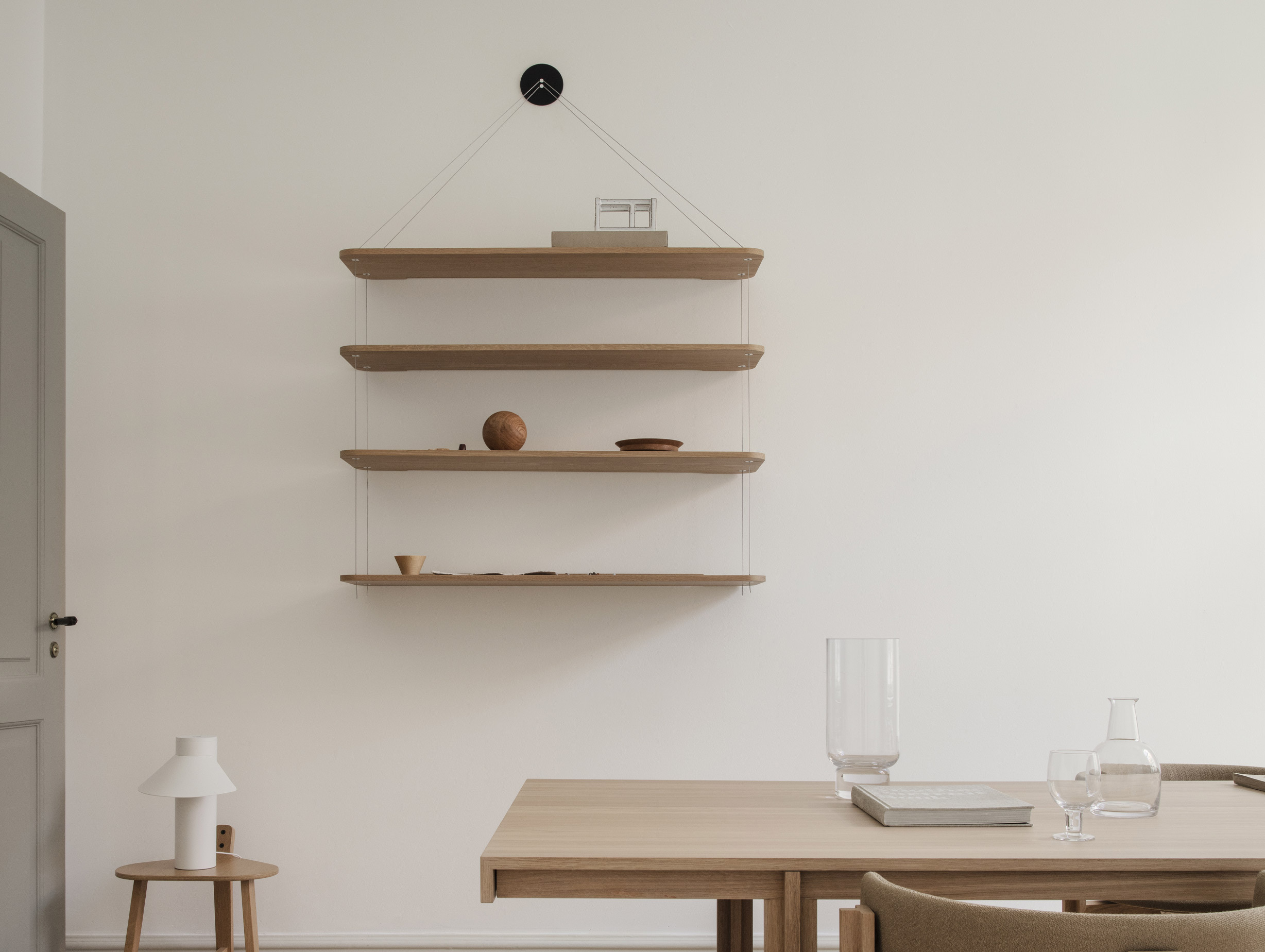 Karakter liberia pensile wire bookcase lifestyle1