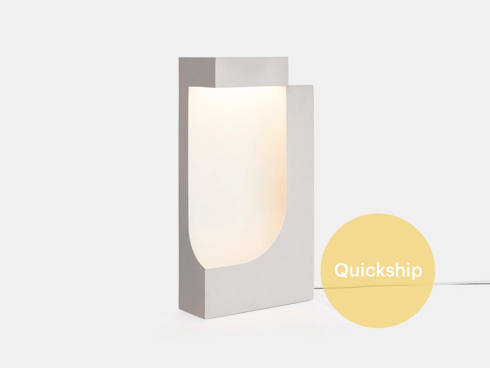 Quickship karakter jonas trampedach birggitte due madsen moby 2 table lamp white1 Quickship karakter jonas trampedach birggitte due madsen moby 2 table lamp white1