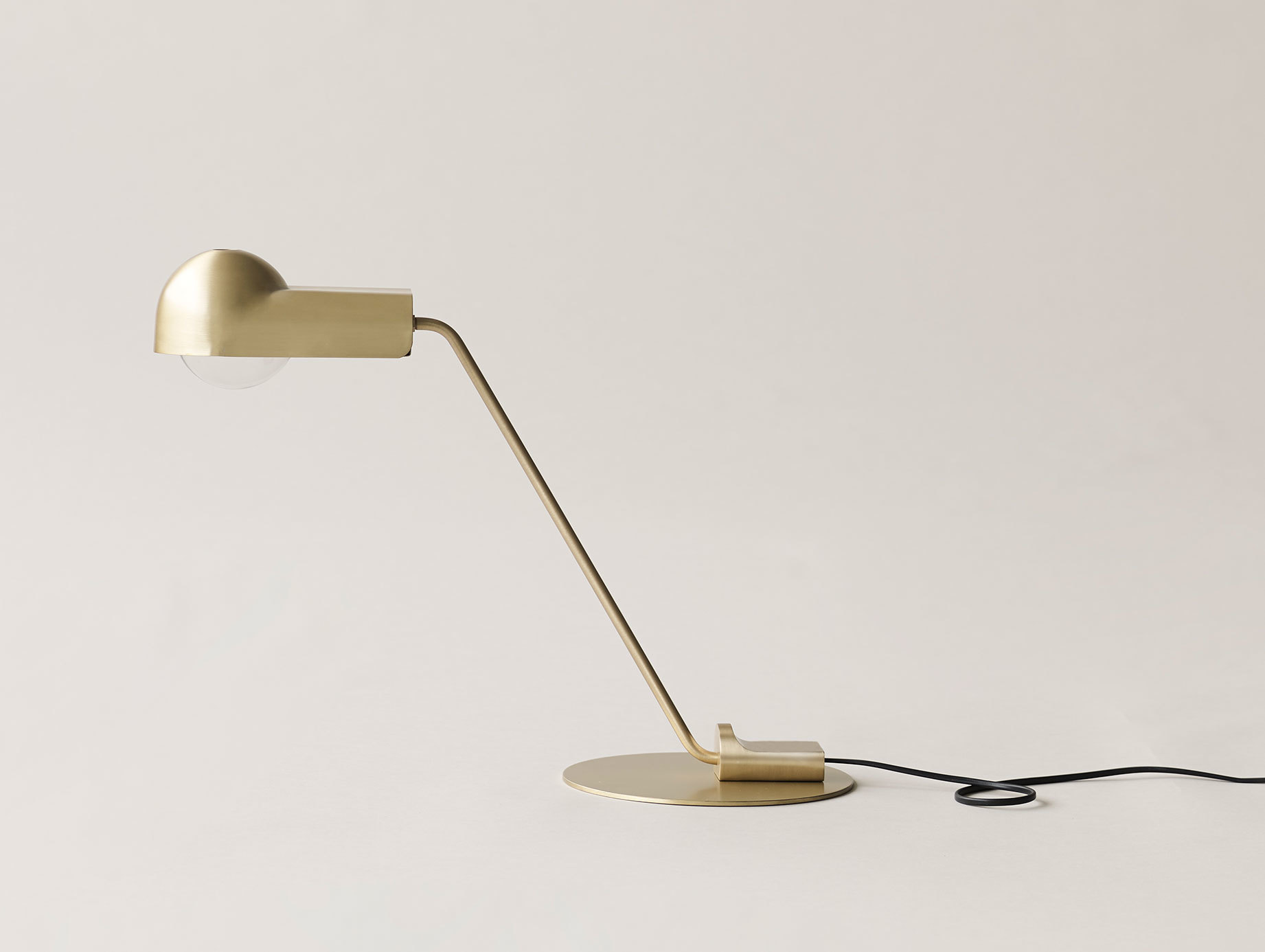 Karakter Domo Table Lamp Brass 2 Joe Colombo