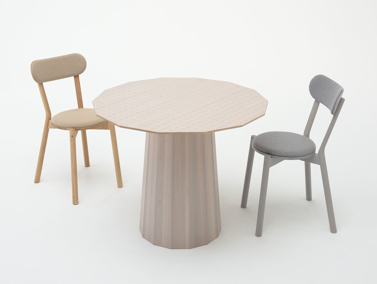 Karimoku Castor Chairs Upholstered Big Game