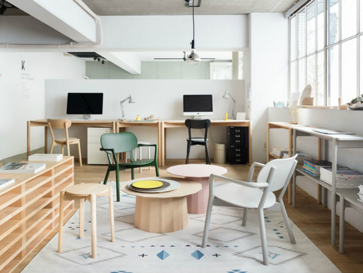 Karimoku Castor Low Chairs Big Game