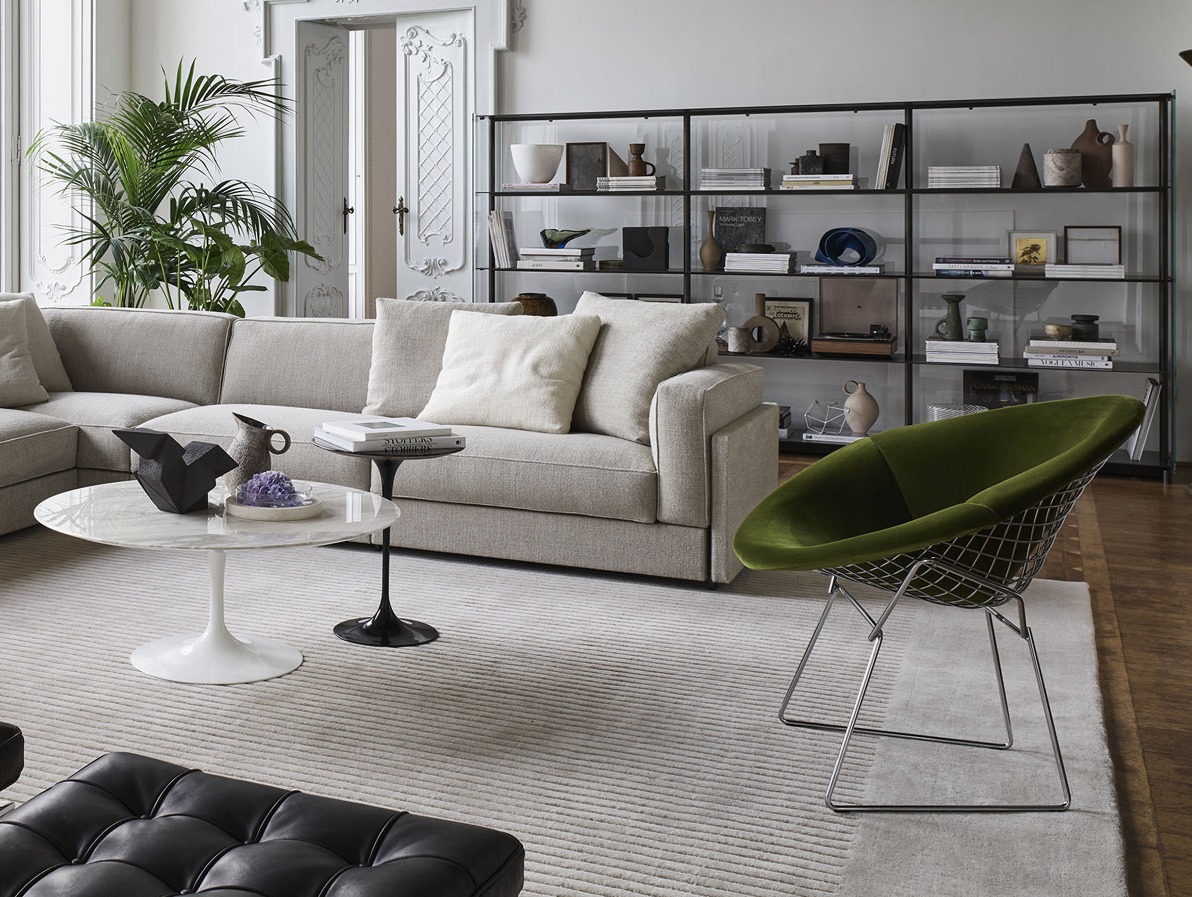 Knoll harry bertoia diamond chair lifestyle3