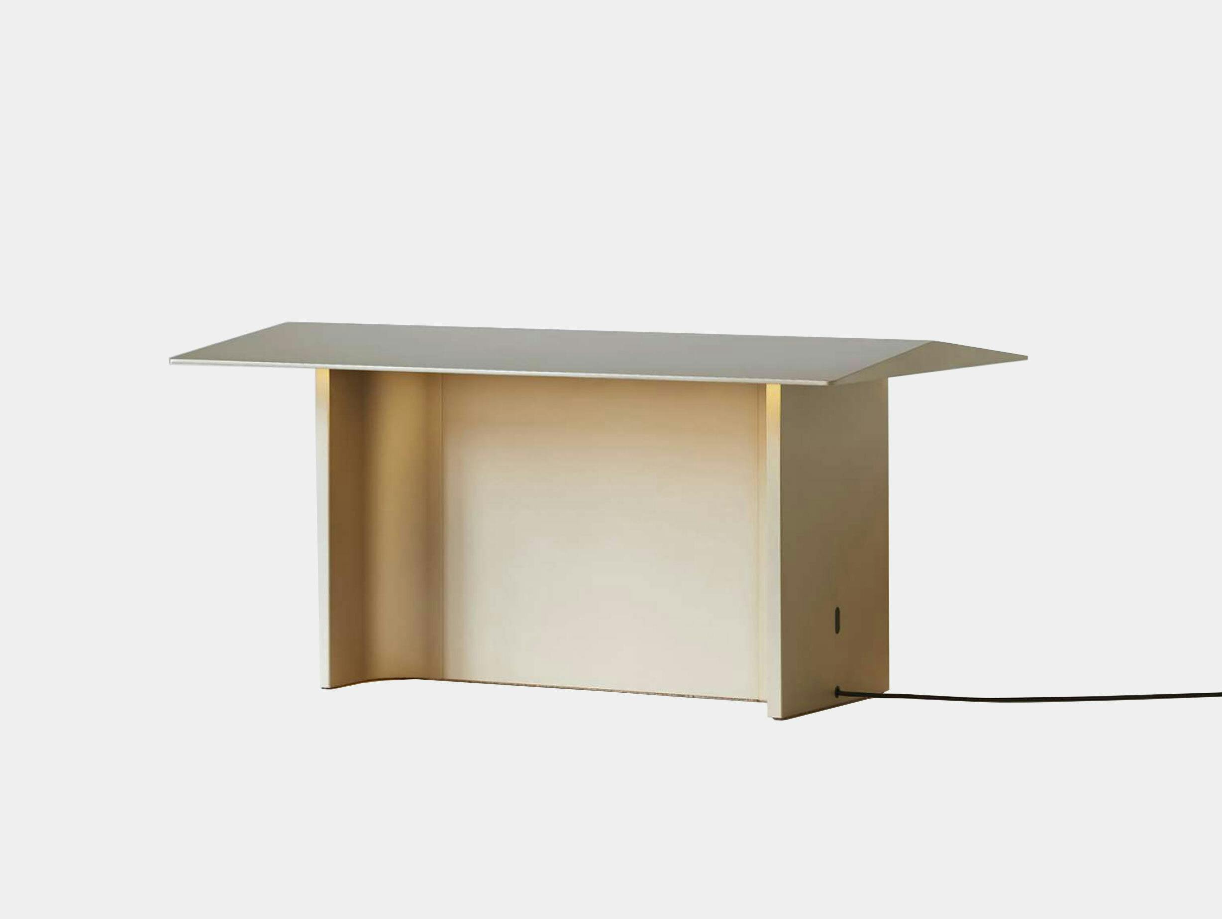 Luceplan fienile table lamp prosecco