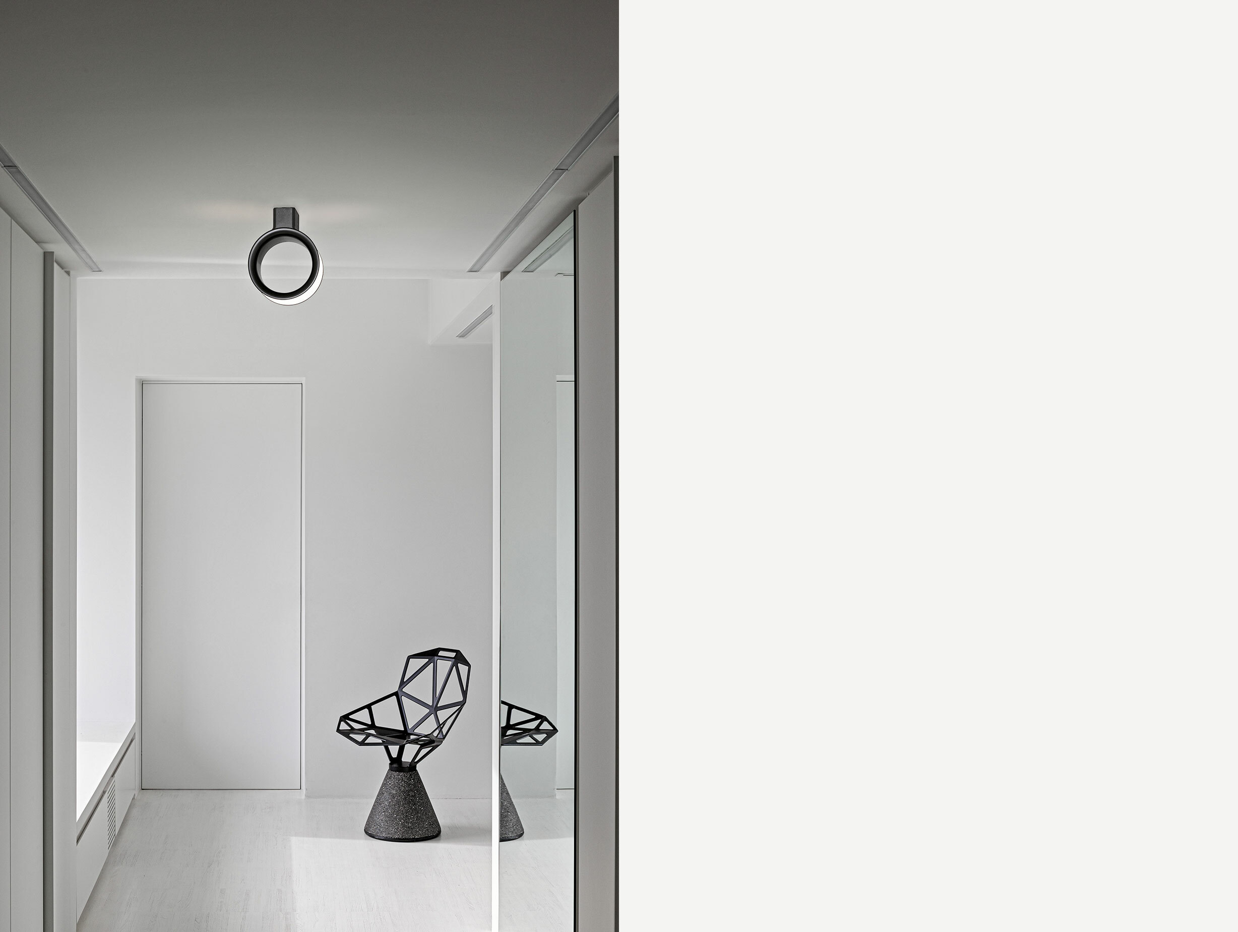 Magis Konstantin Grcic Chair One Concrete Base Lifestyle 2