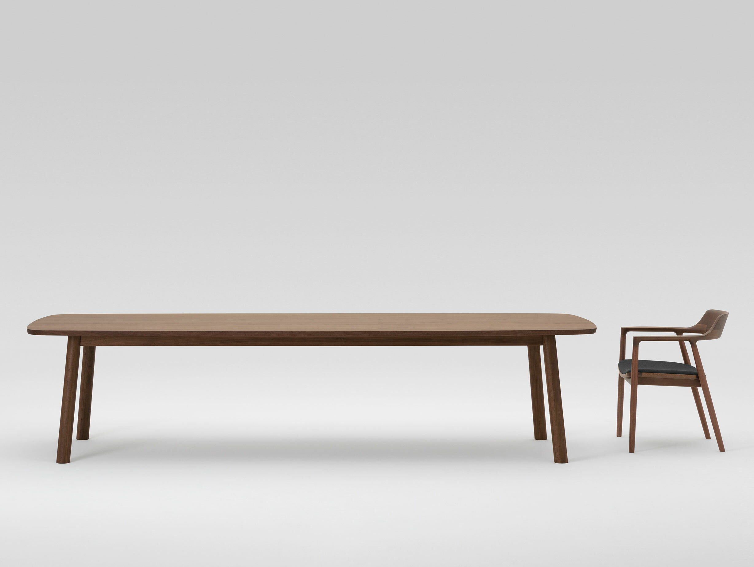 Maruni naoto fukasawa seto table lifestyle 4
