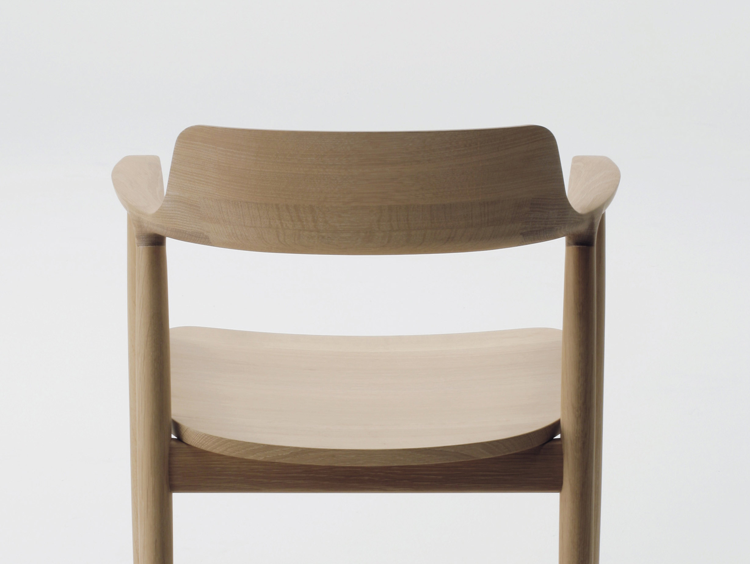 Maruni Hiroshima Armchair oak 2 Naoto Fukasawa