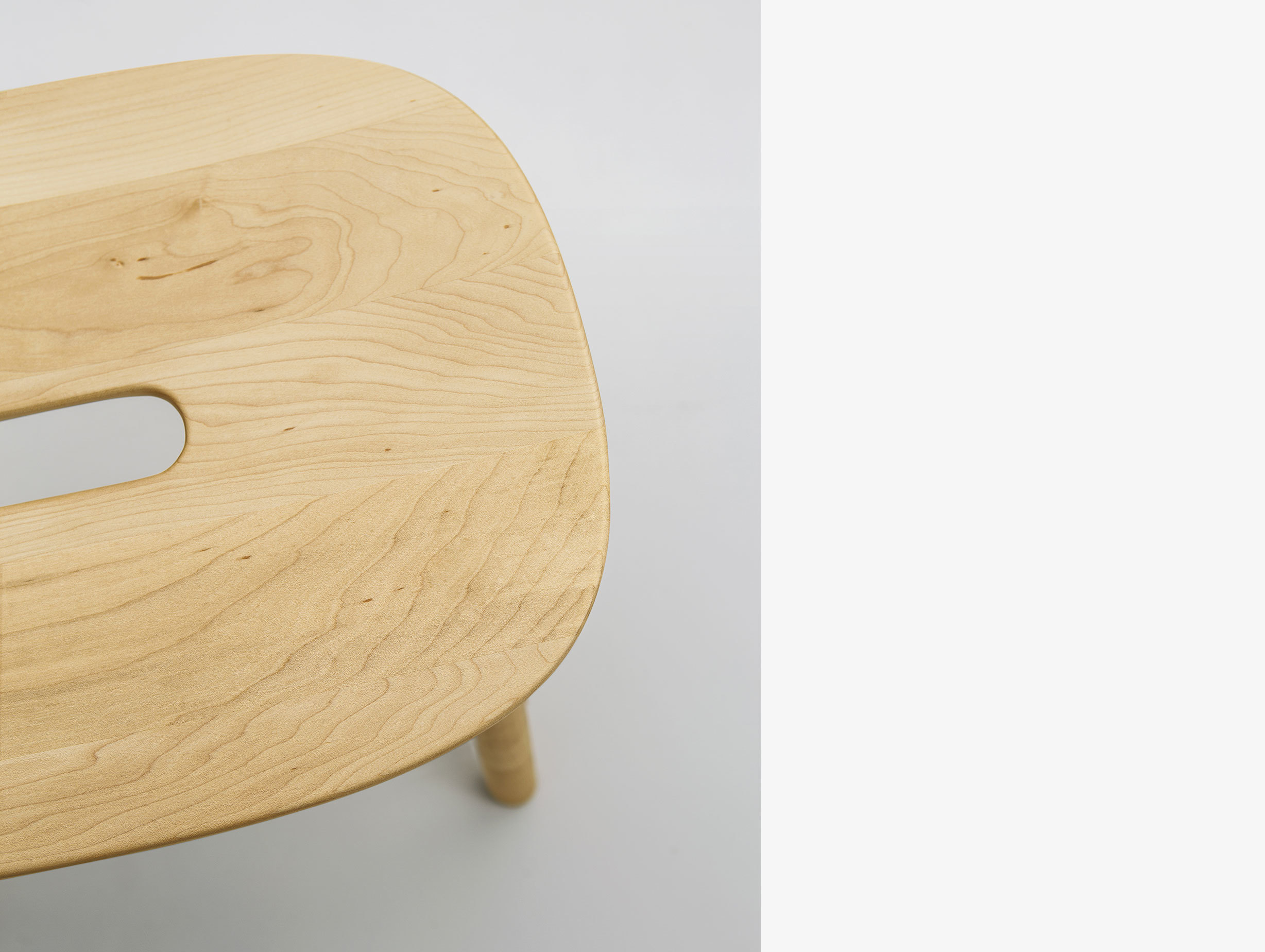 Maruni O Stool Maple Detail