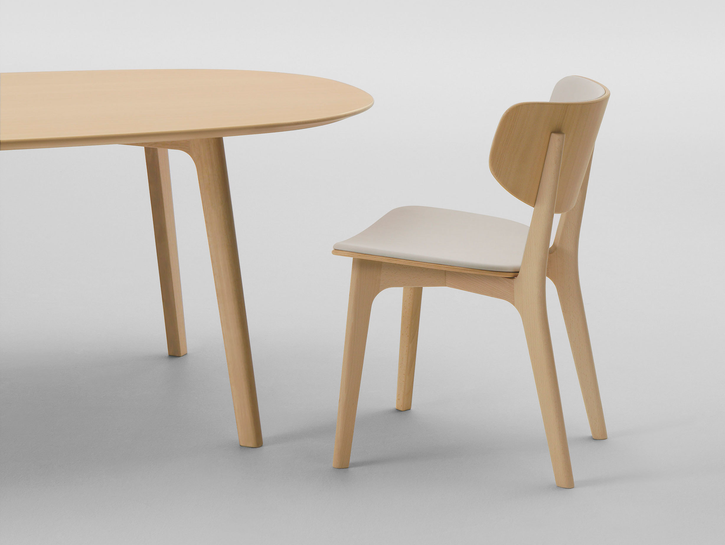 Maruni Roundish Chair Beech 26