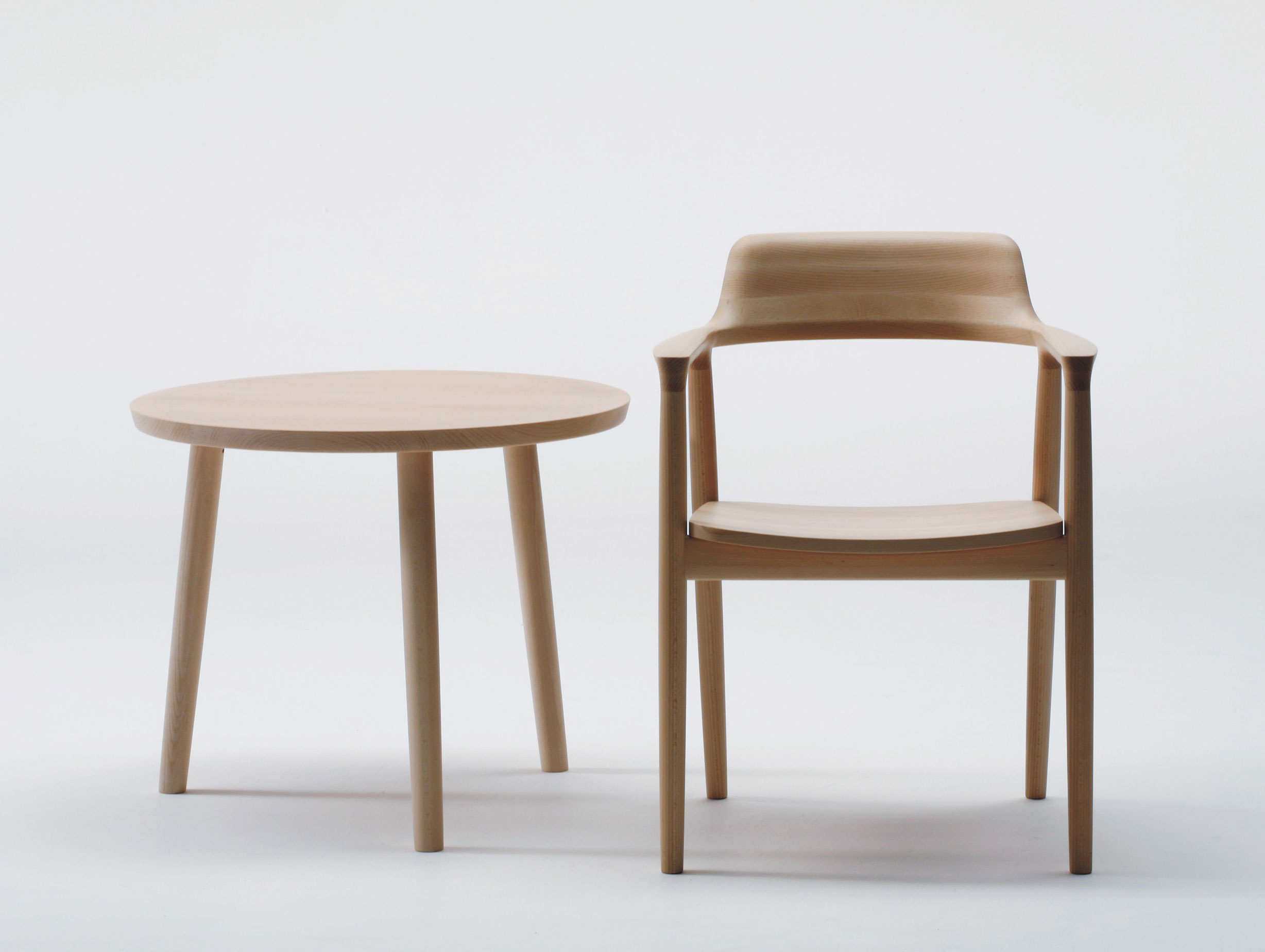 Maruni Hiroshima Armchair Beech Side Table