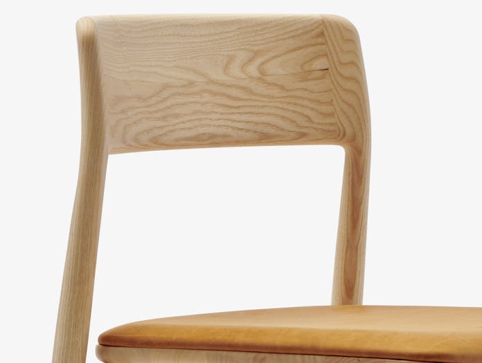 Mattiazzi foster and partners seta chair upholstered lifestyle