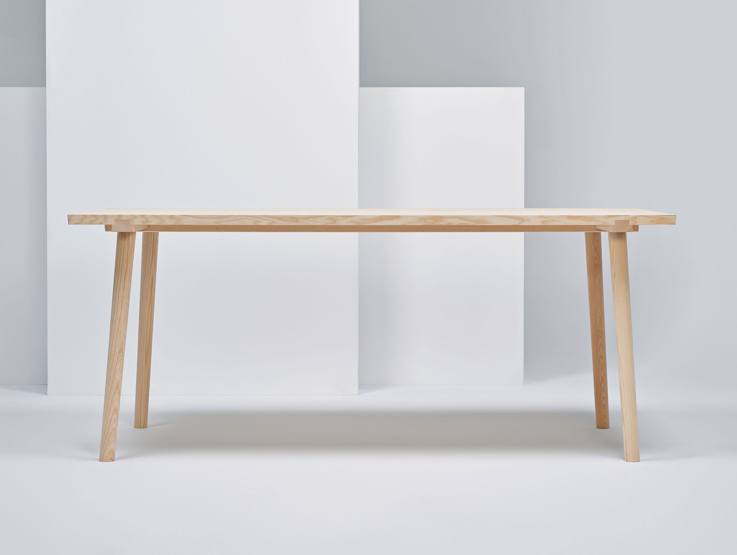 Mattiazzi Facile Table Side Lambl Homburger Meyer