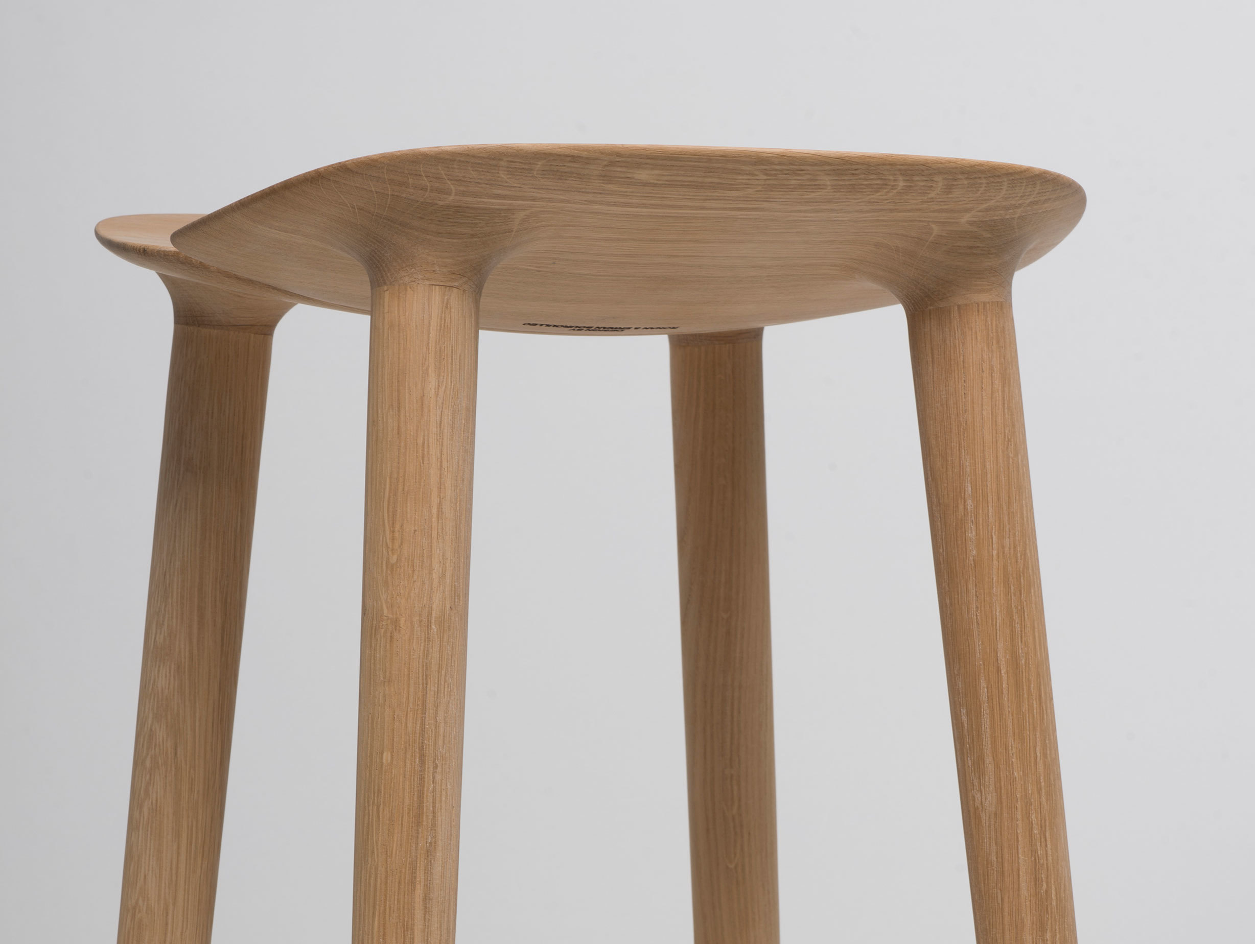 Mattiazzi Osso Bar Stool Oak Detail Ronan Erwan Bouroullec