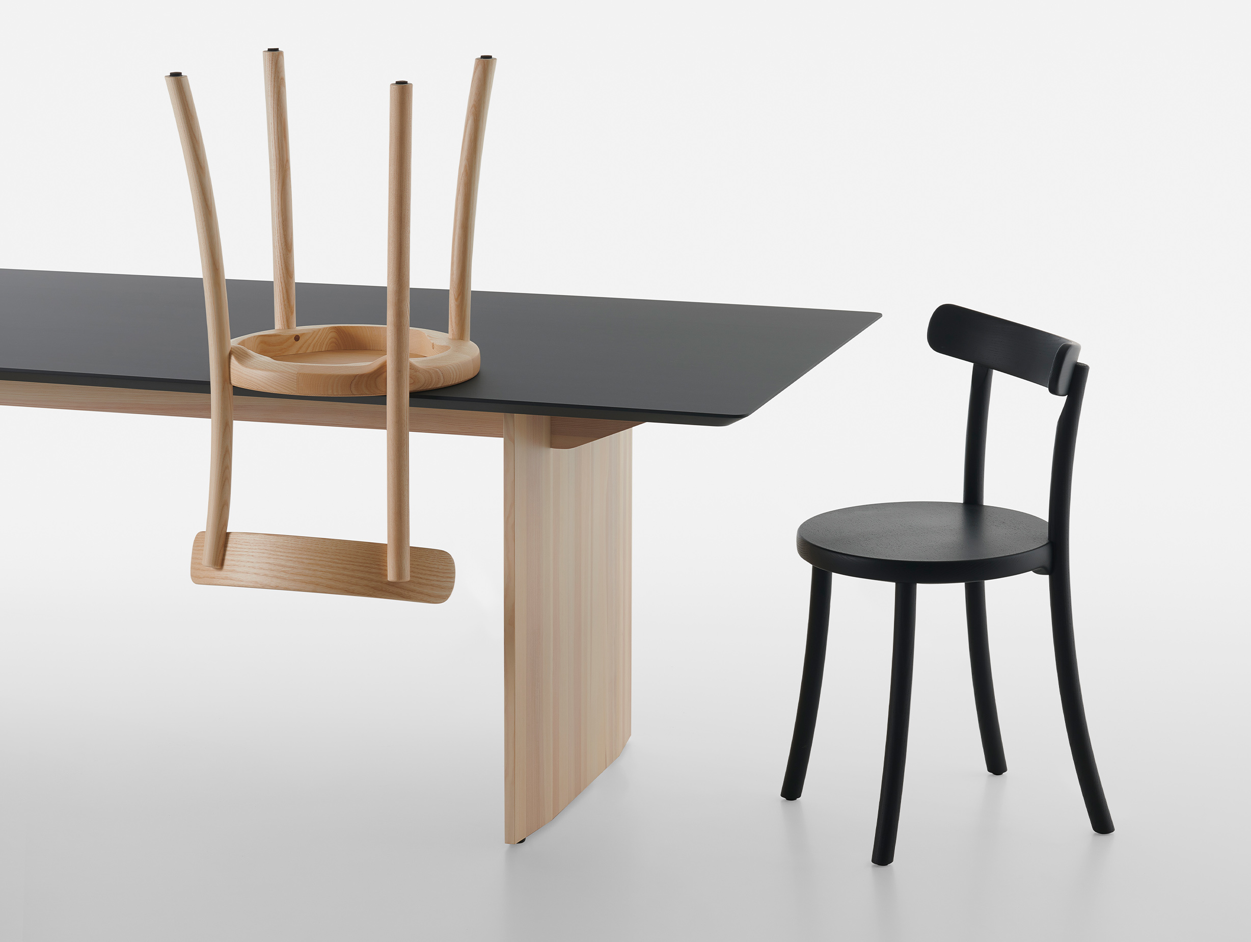 Mattiazzi zampa chair fronda table