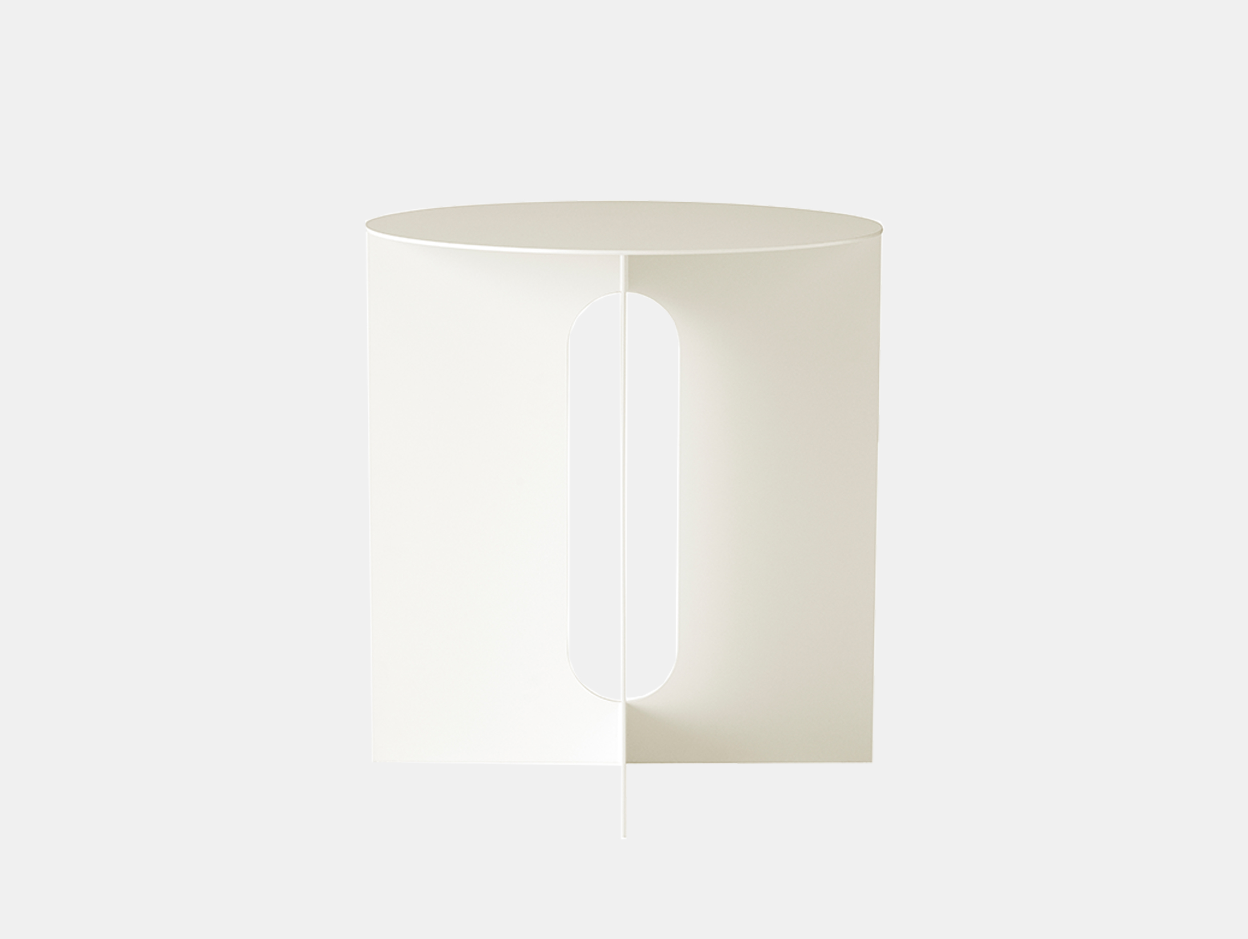 Menu androgyne side table ivory