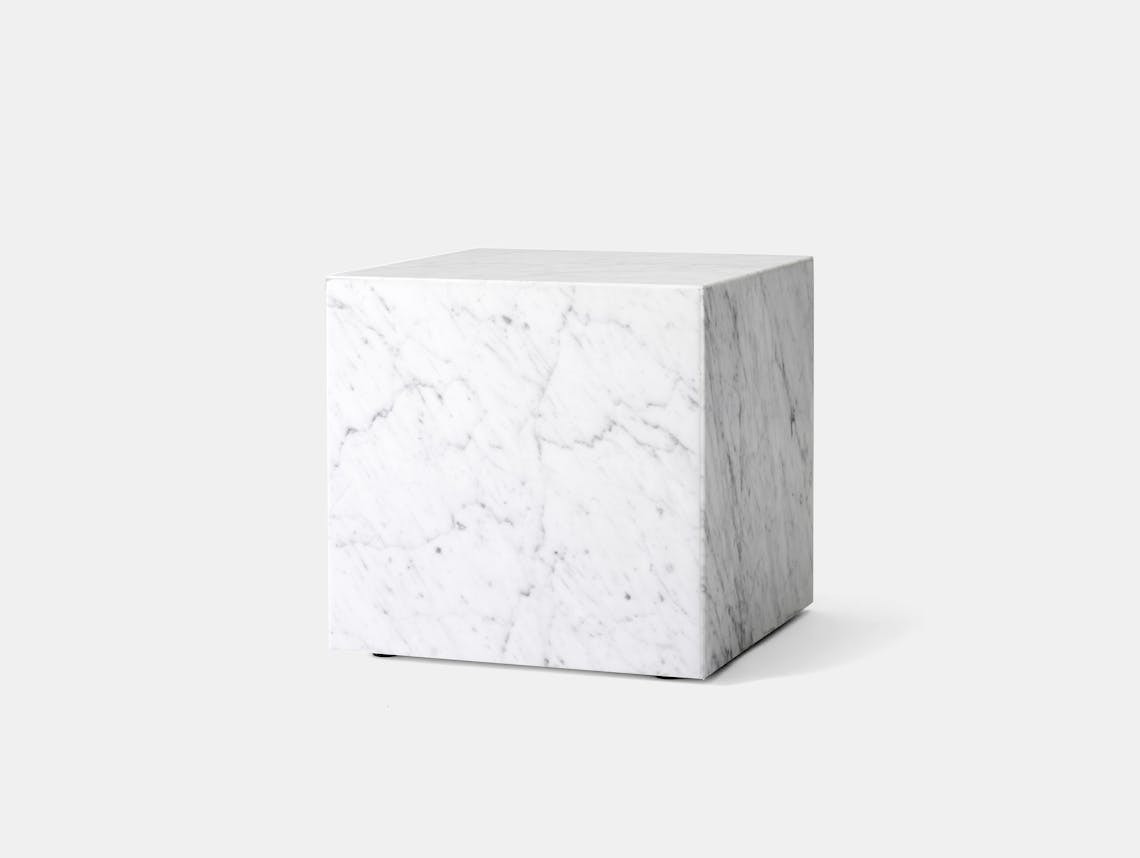 Menu plinth cubic white carrara marble