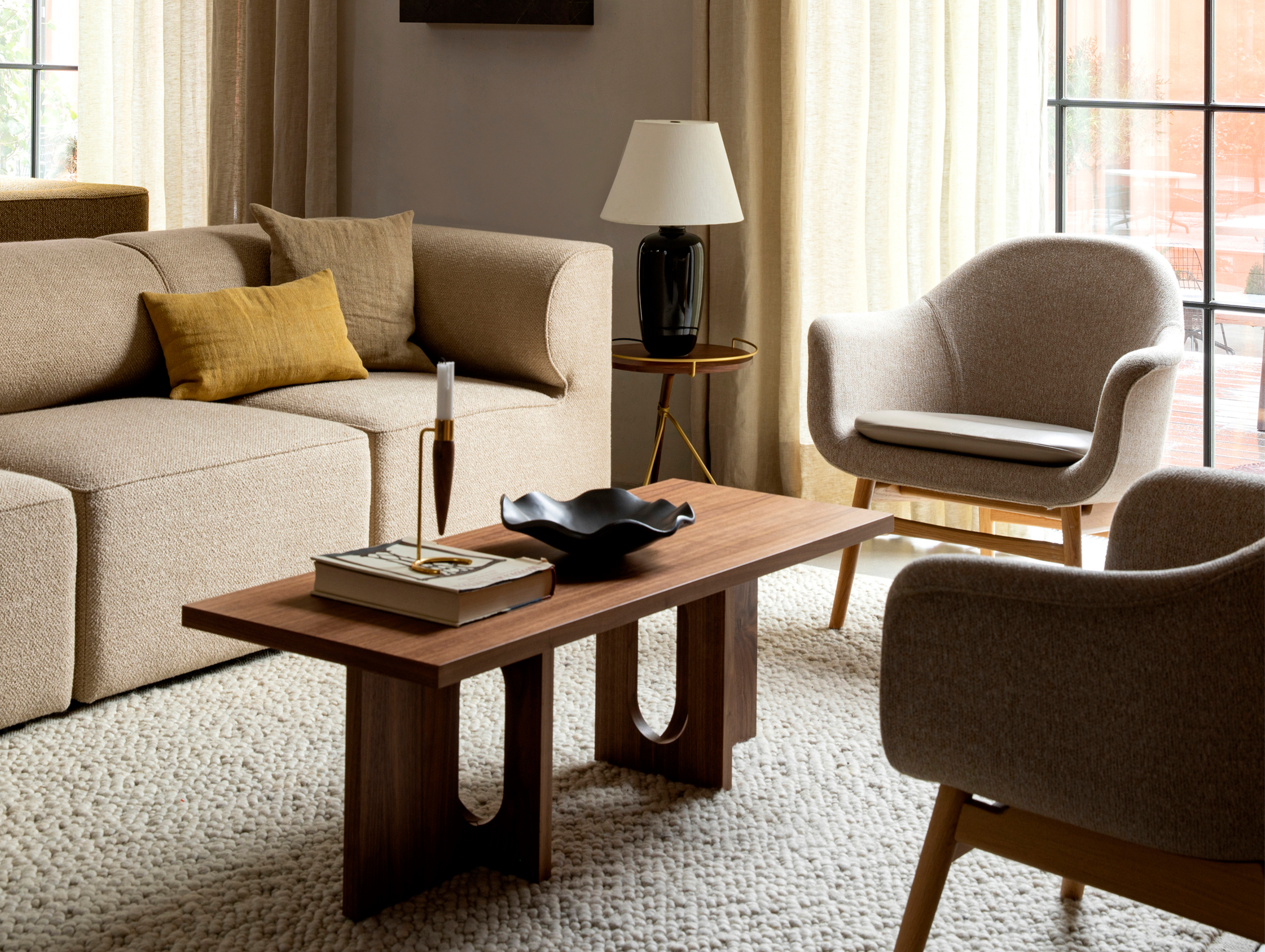 Menu androgyne lounge table story 2