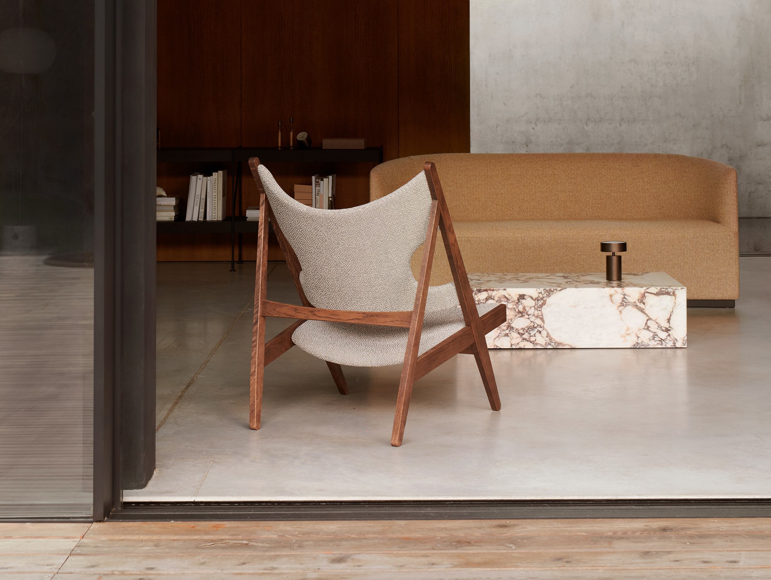 Menu plinth low story 1