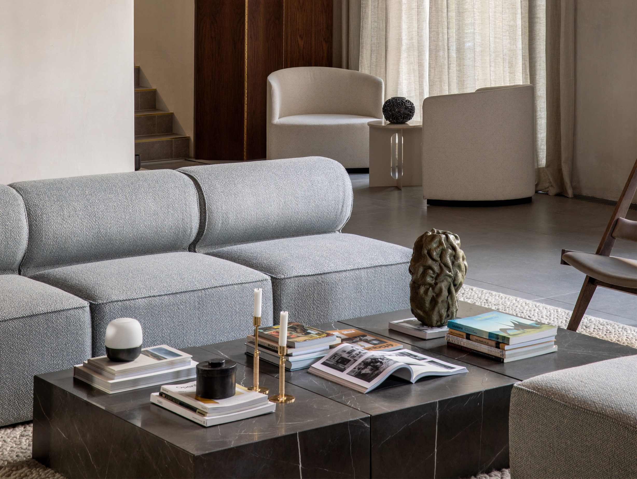 Menu plinth low story 3