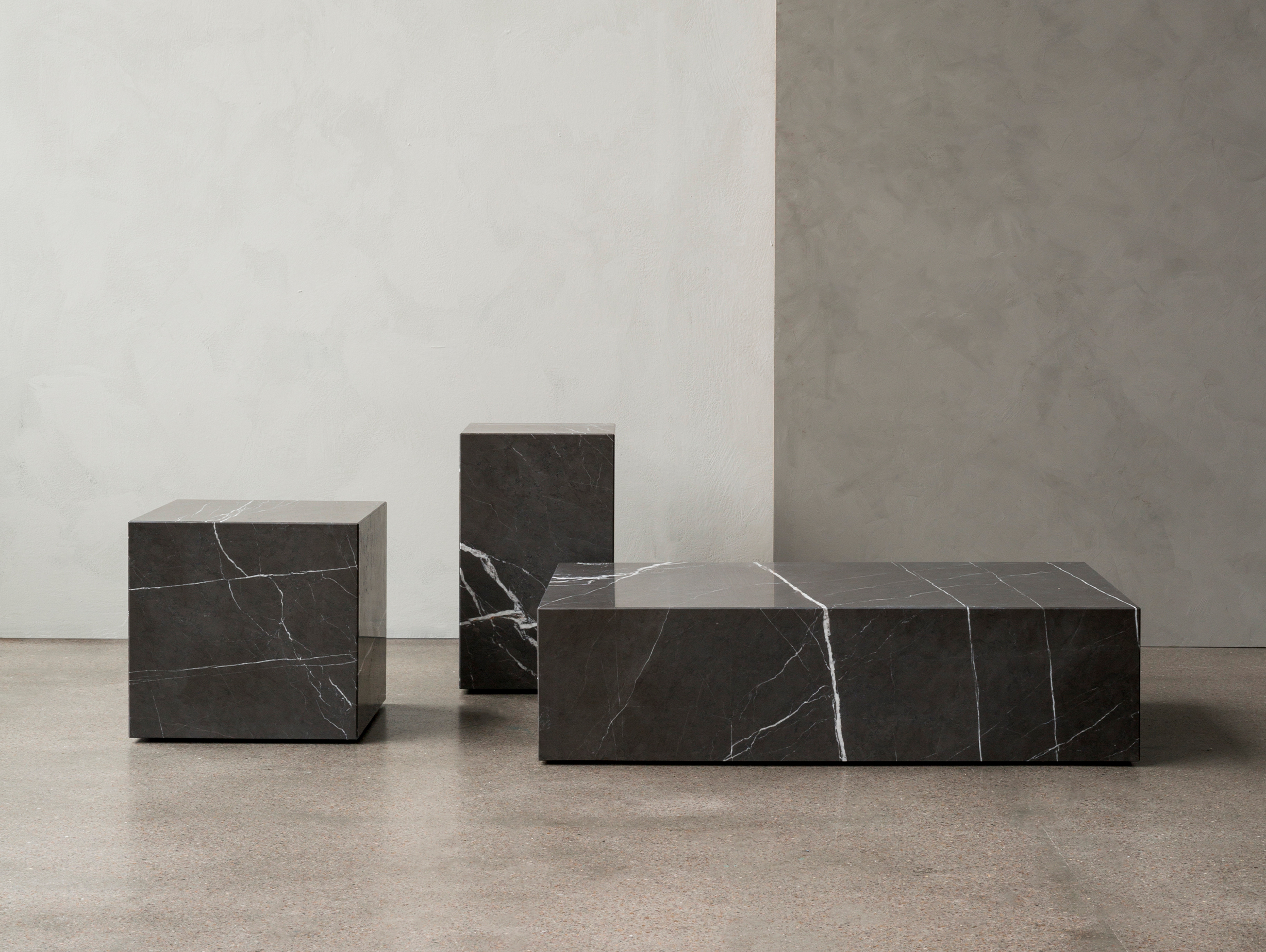 Menu plinth low story 4