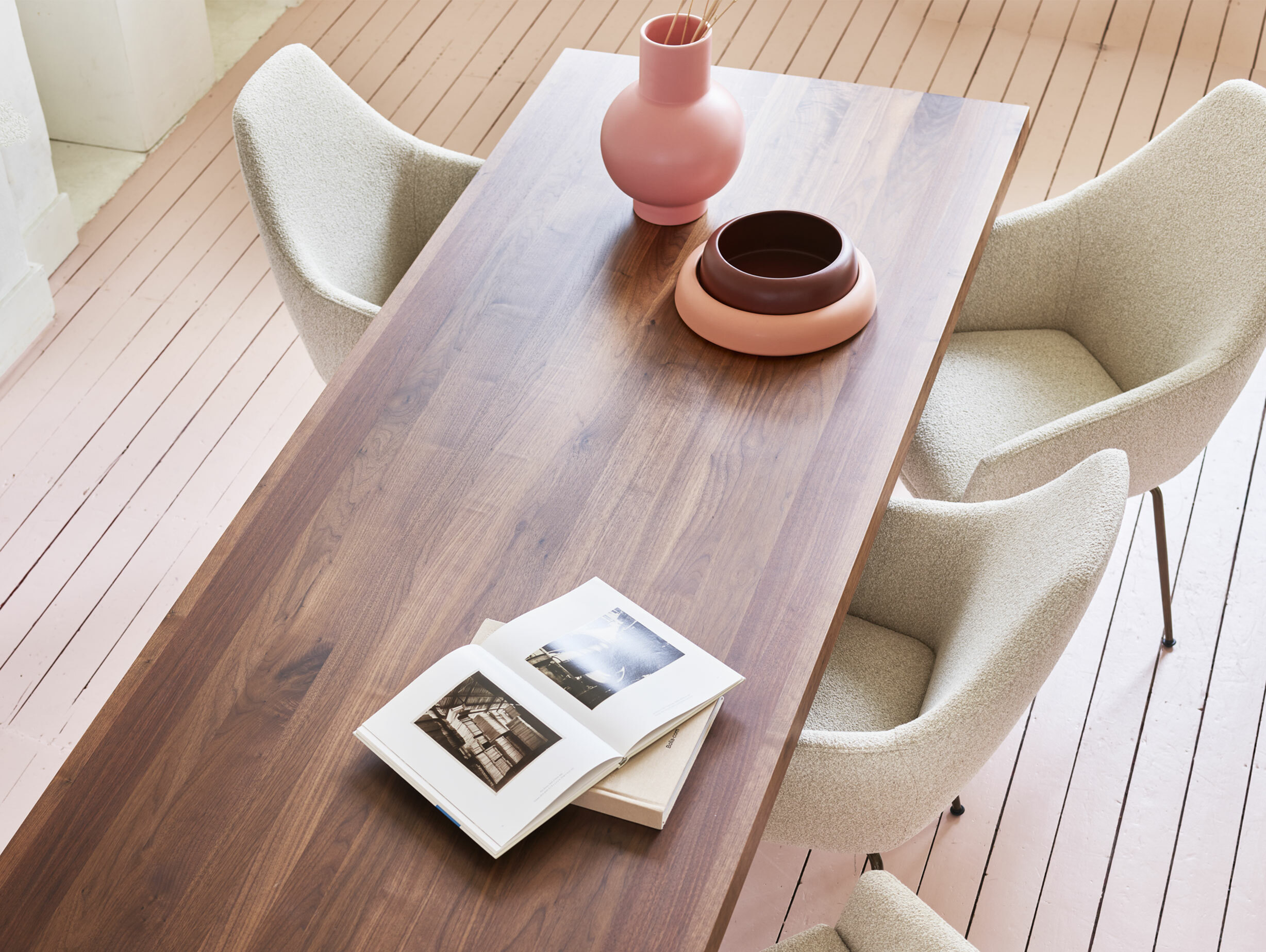 Montis geert koster vico dining chair lifestyle 2