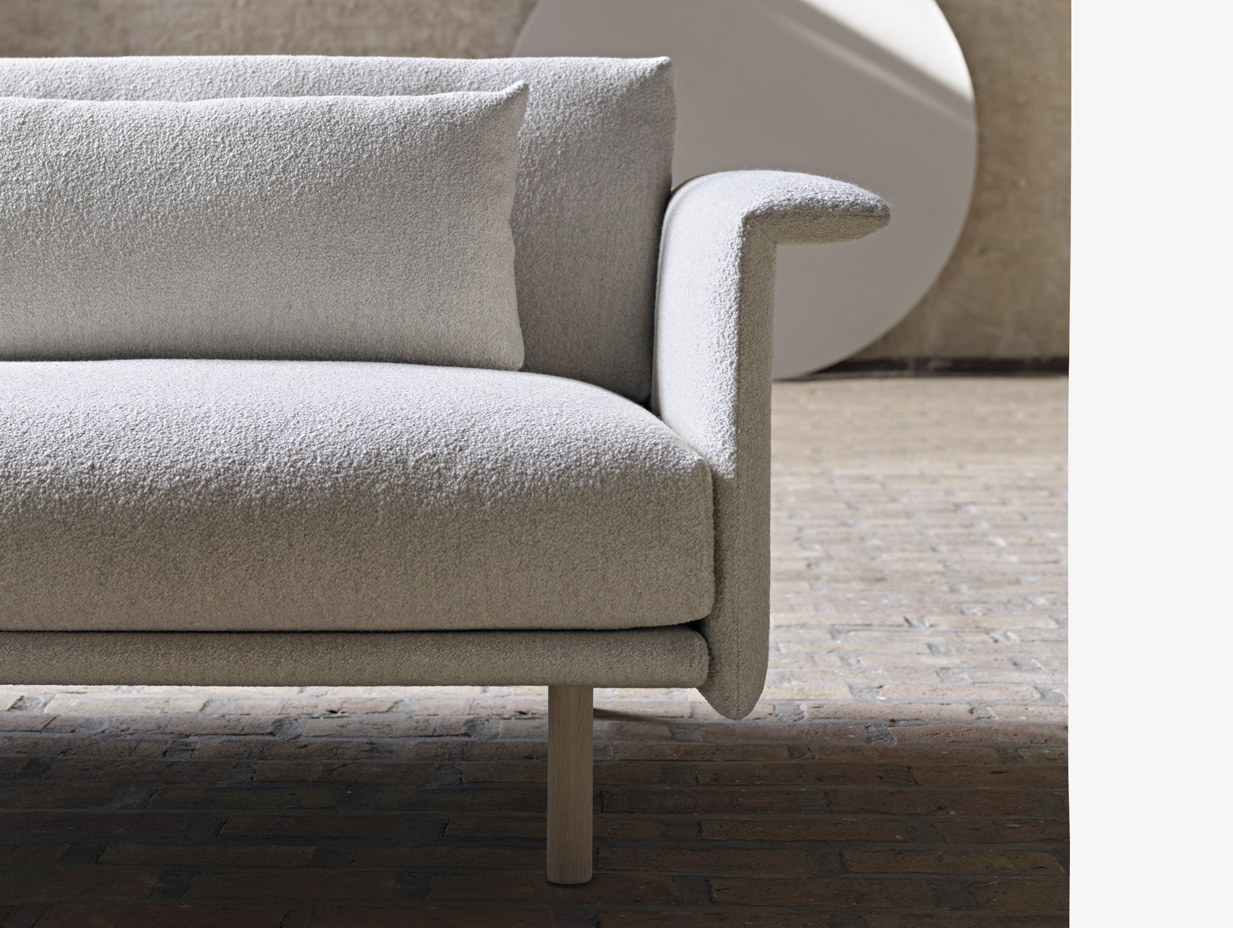 Montis johan van hengel otis lounge chair lifestyle2