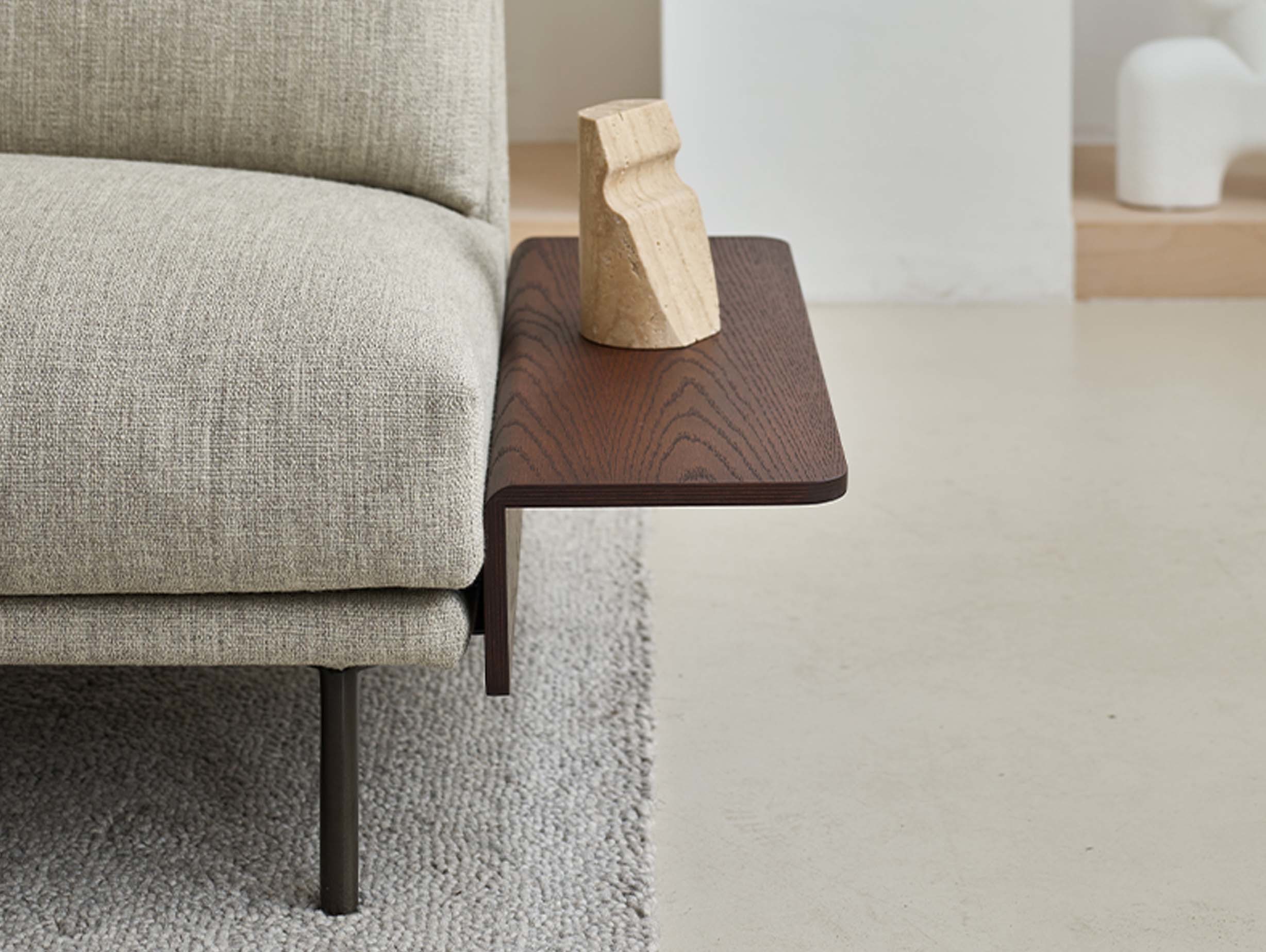 Montis otis armrest wood lifestyle