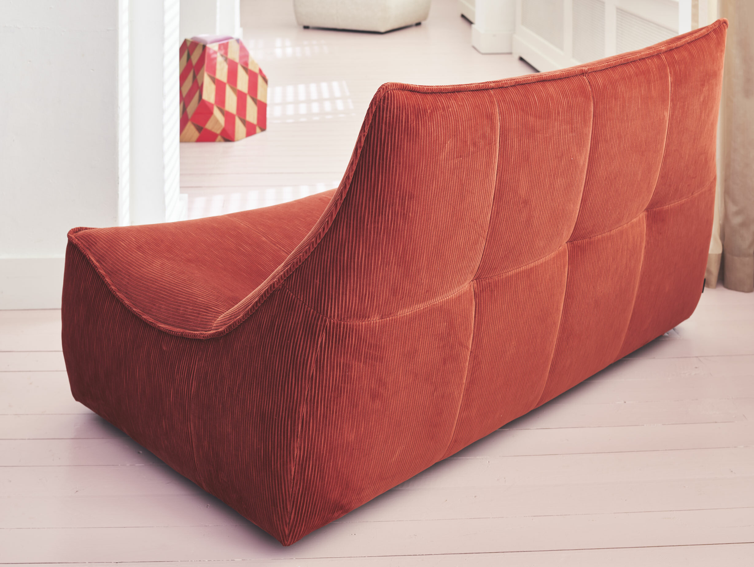 Montis florence sofa 2 seater ls