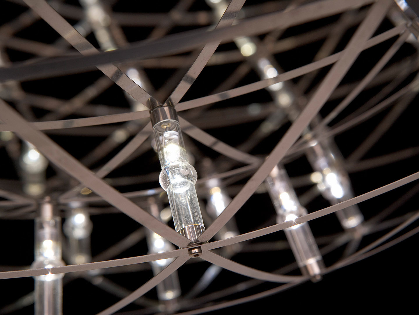 Moooi Raimond Pendant Light Detail Raimond Puts