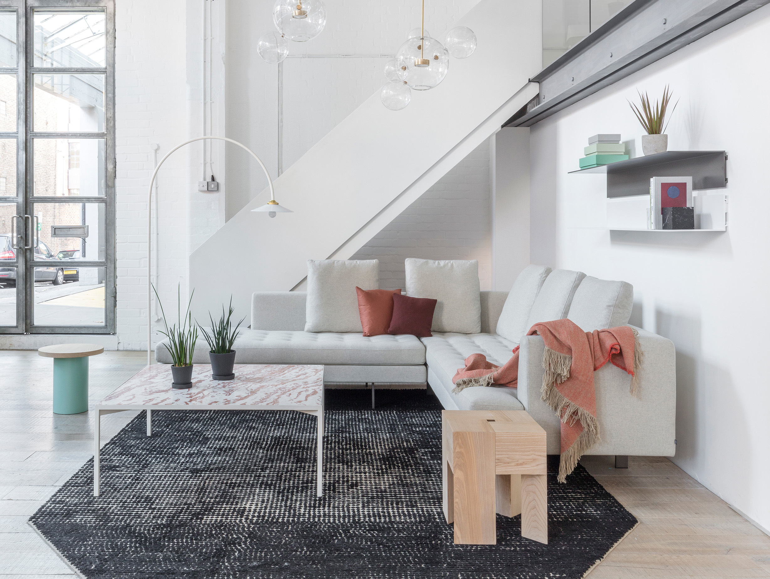 Muller van severen low table and lamp lifestyle4