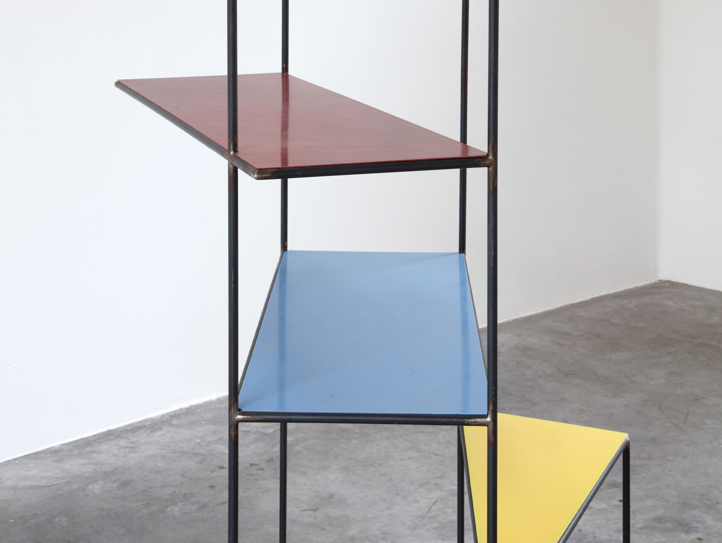 Muller van severen writing desk lifestyle4