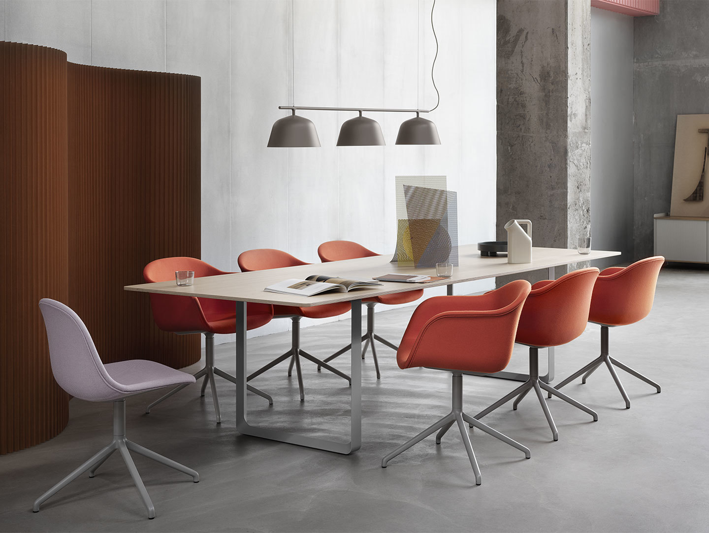 Muuto fiber arm swivel forest nap 552 grey fiber side swivel twill weave 620 grey 70 70 table oak grey ambit rail