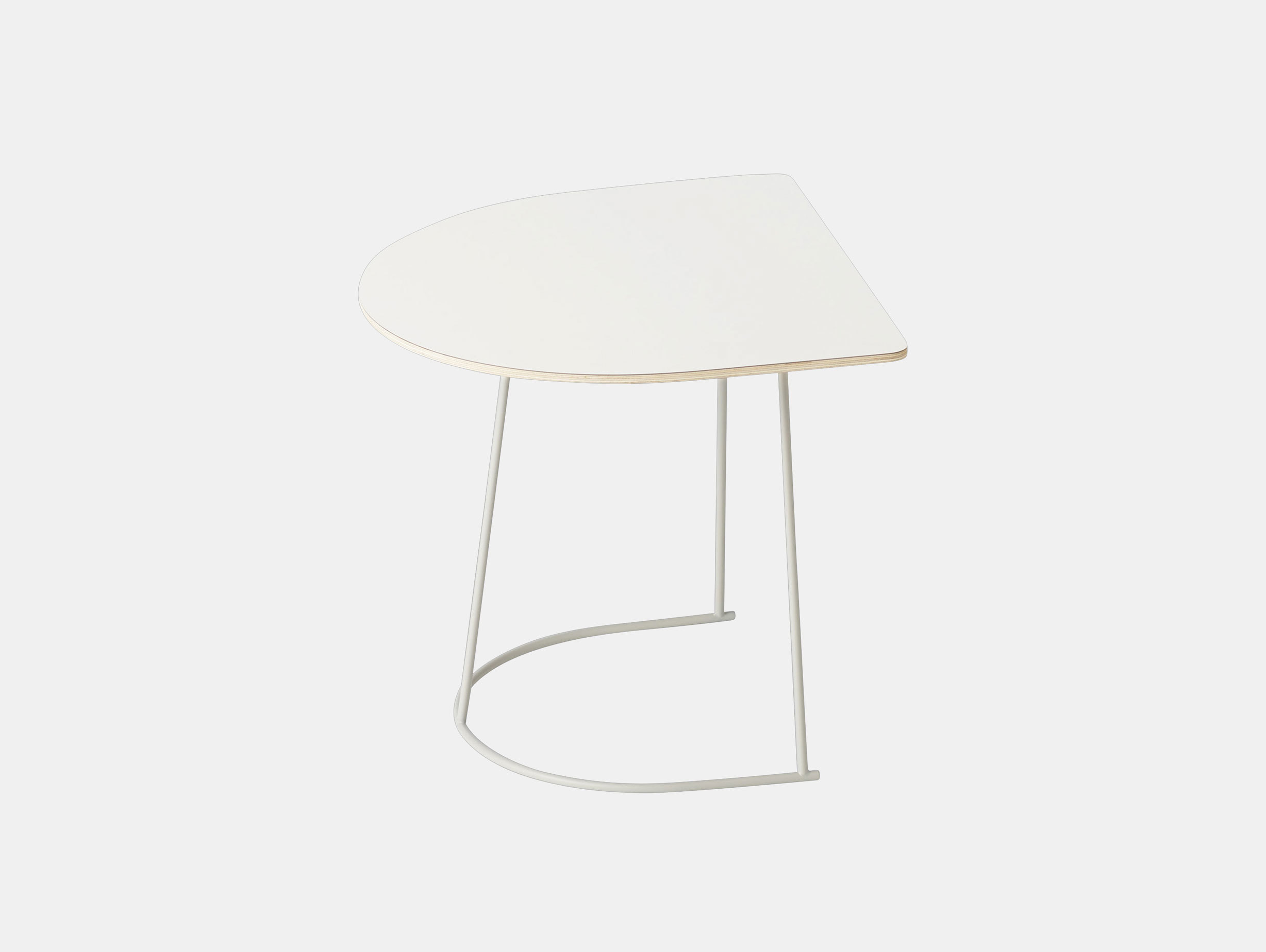 Muuto Airy Half Size Off White Cecilie Manz