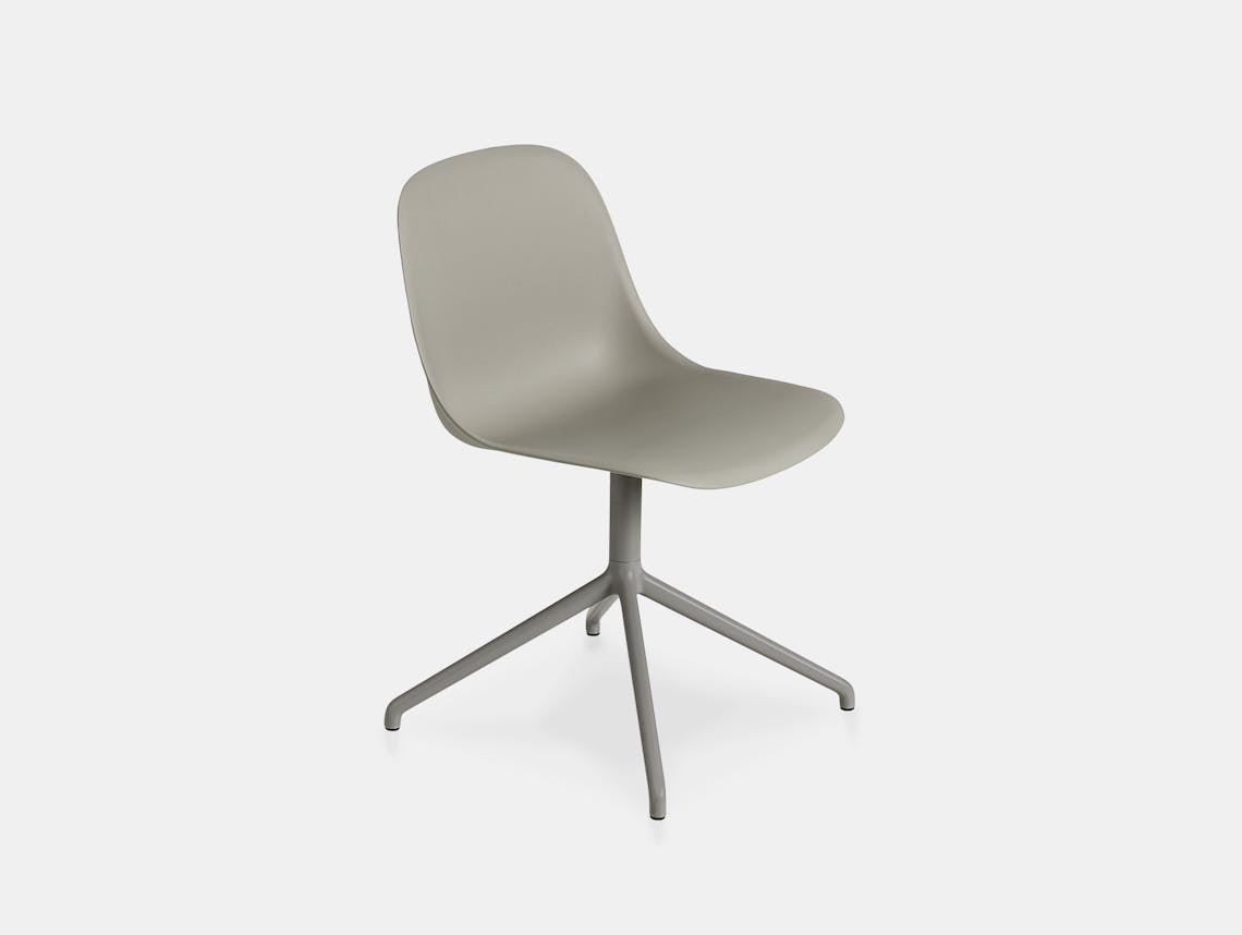 Muuto fiber swivel side chair grey