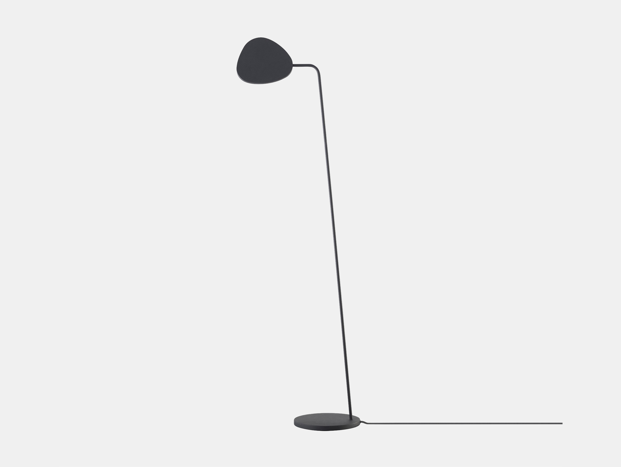 Muuto leaf floor lamp black 1