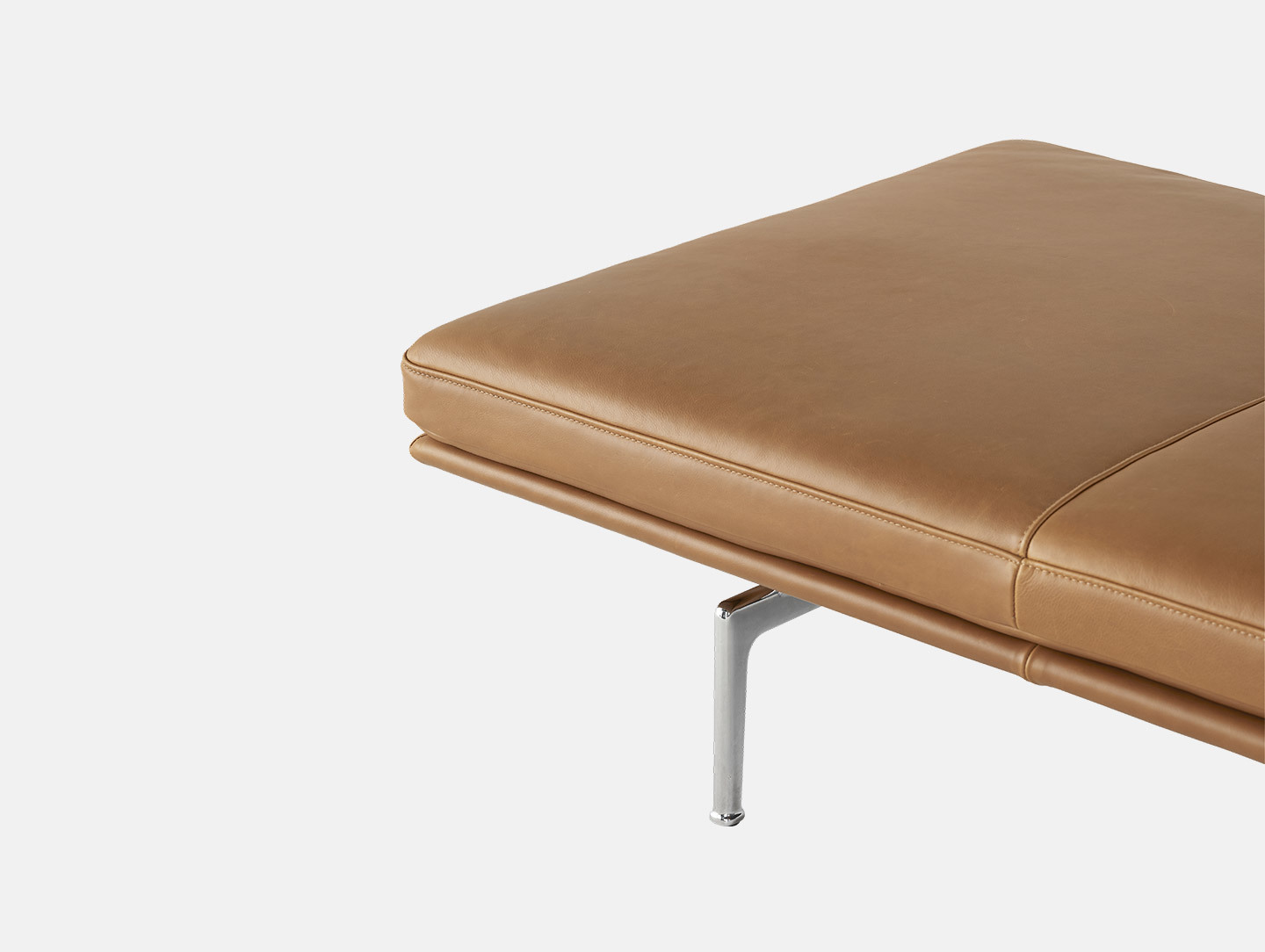 Muuto outline daybed refine cognac alu cls