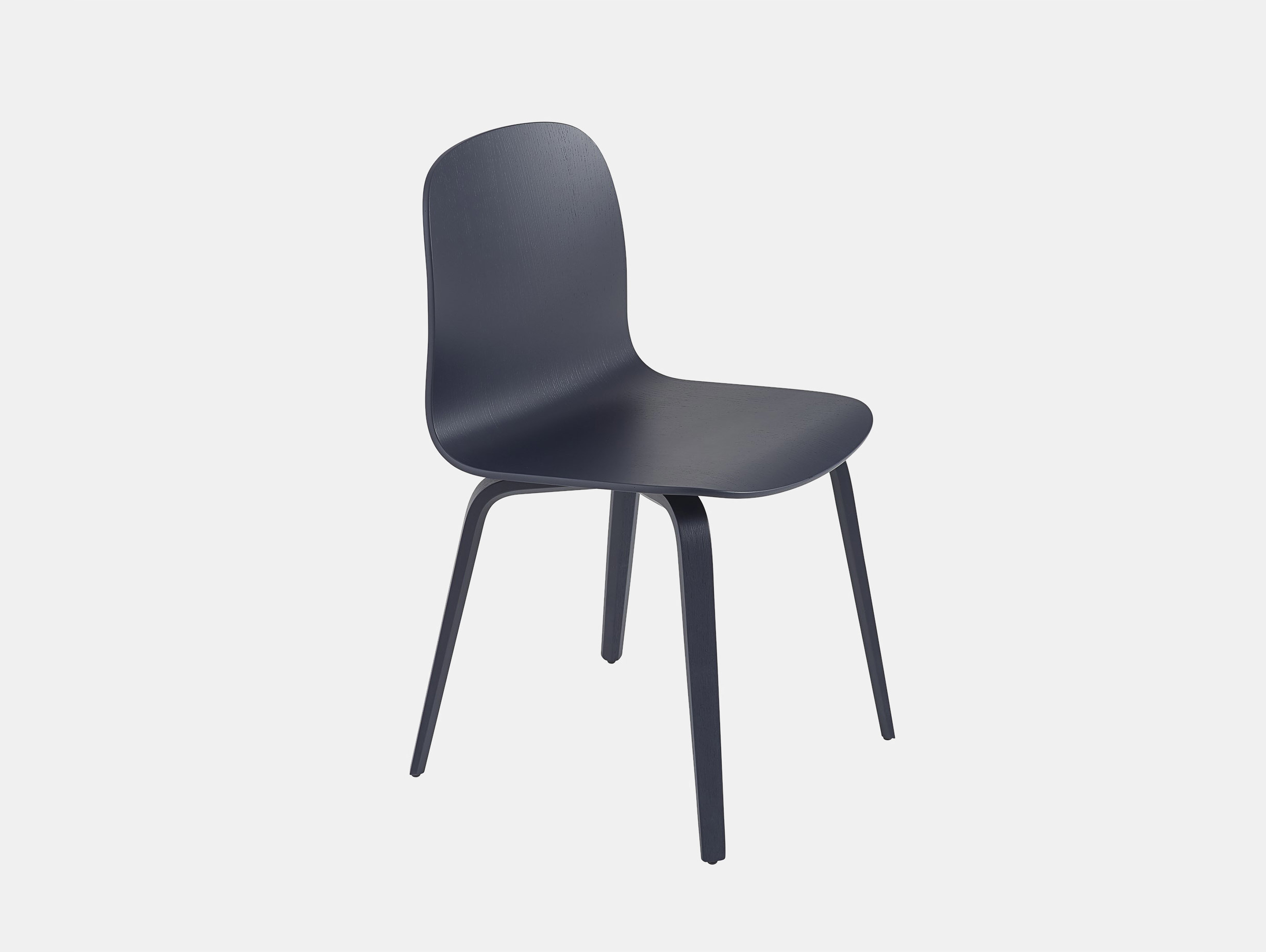 Muuto visu chair wood base midnight blue