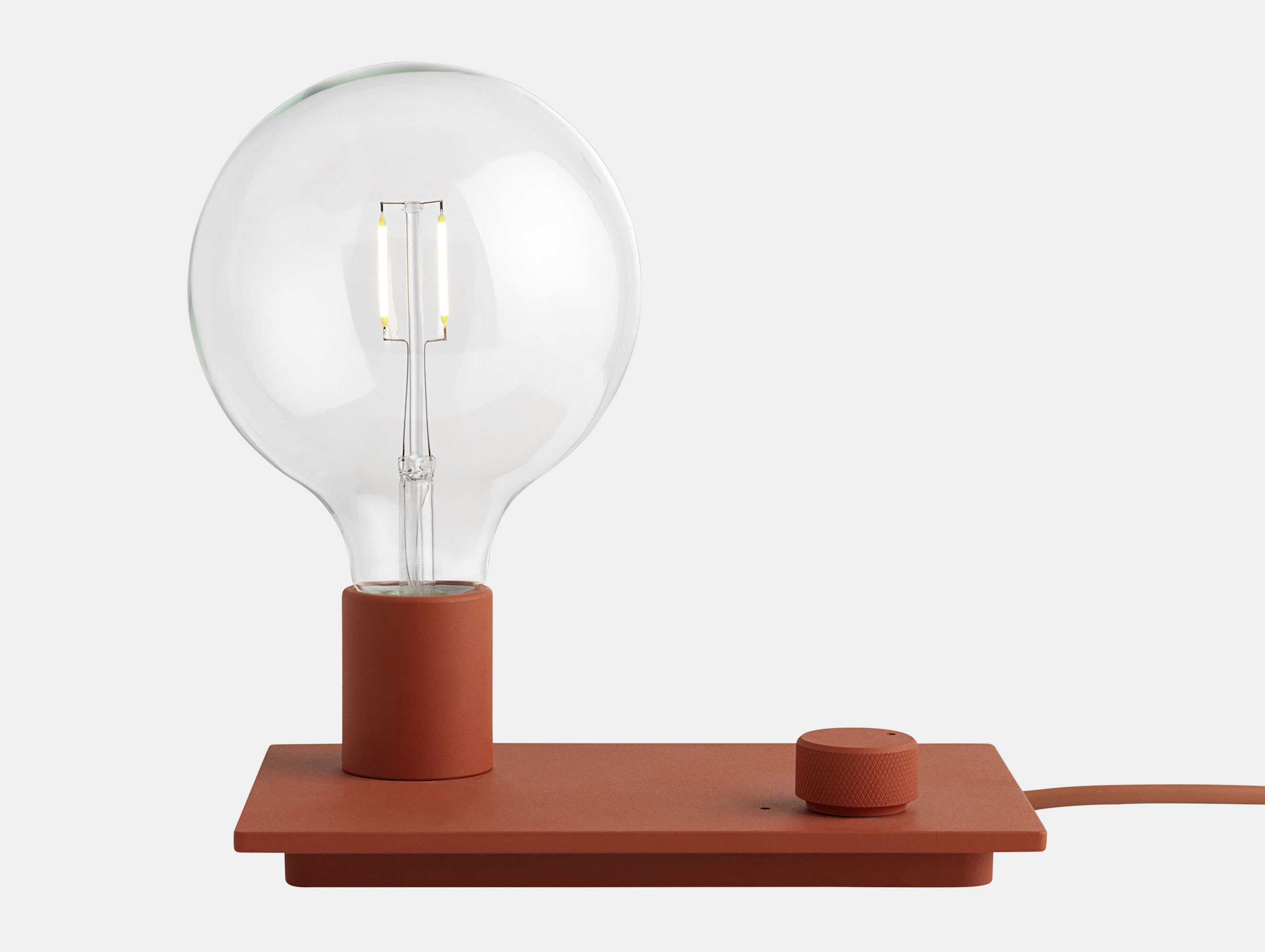 Muuto Control Light Taf Studio