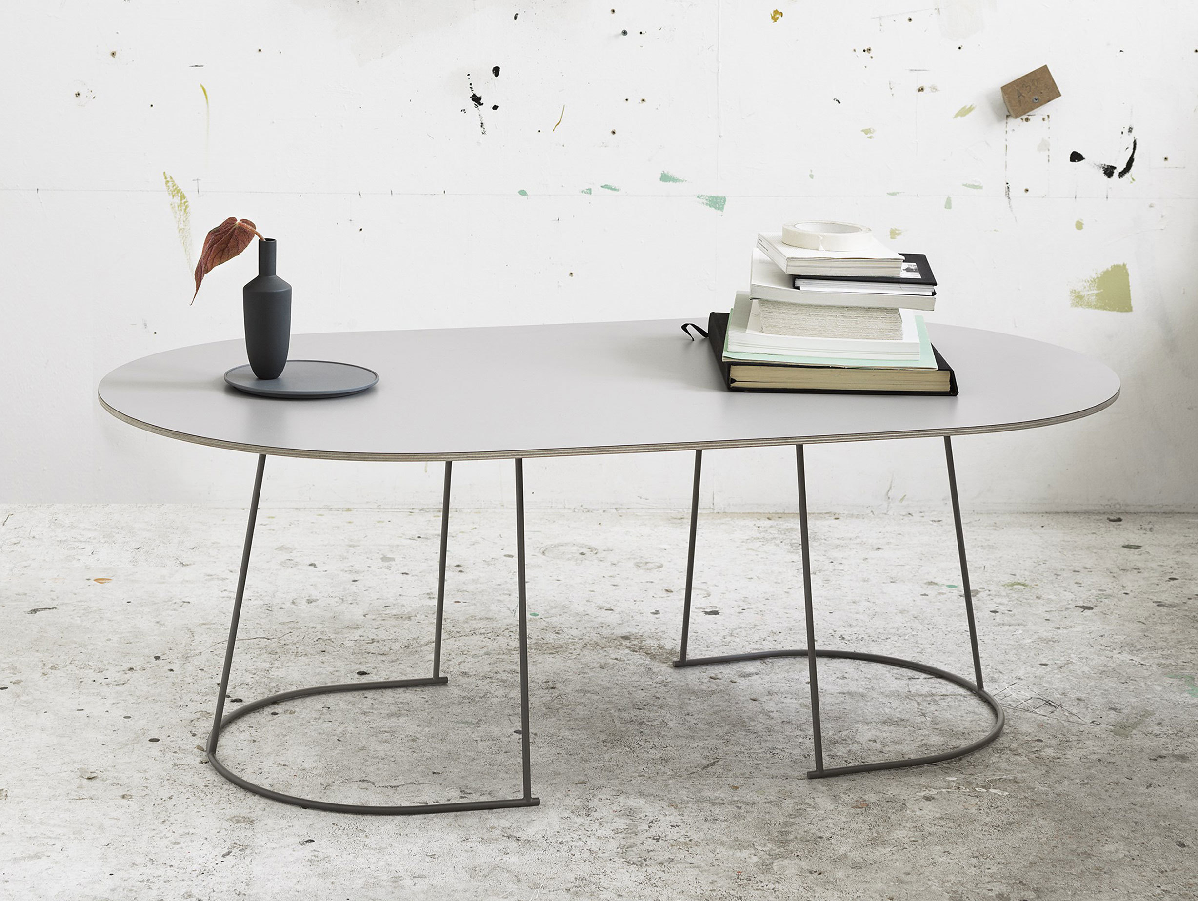 Muuto Airy Large Coffee Table