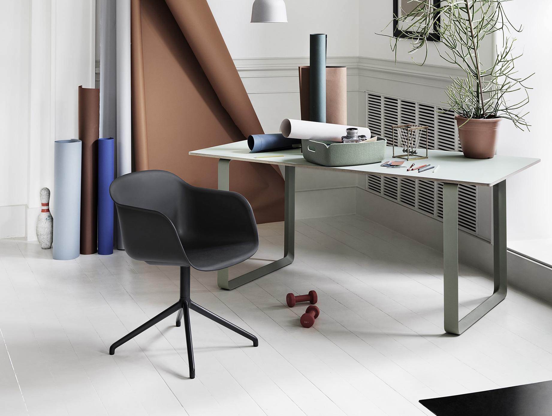 Muuto fiber swivel armchair 2